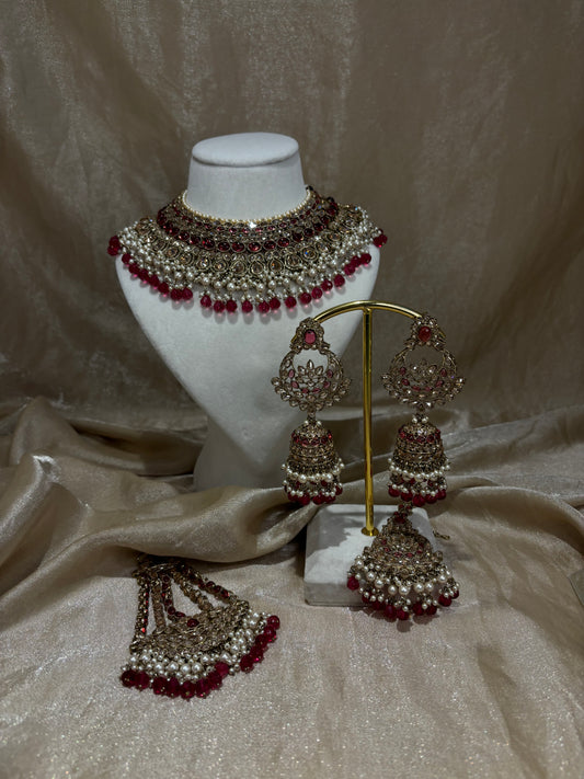 Hot pink necklace set