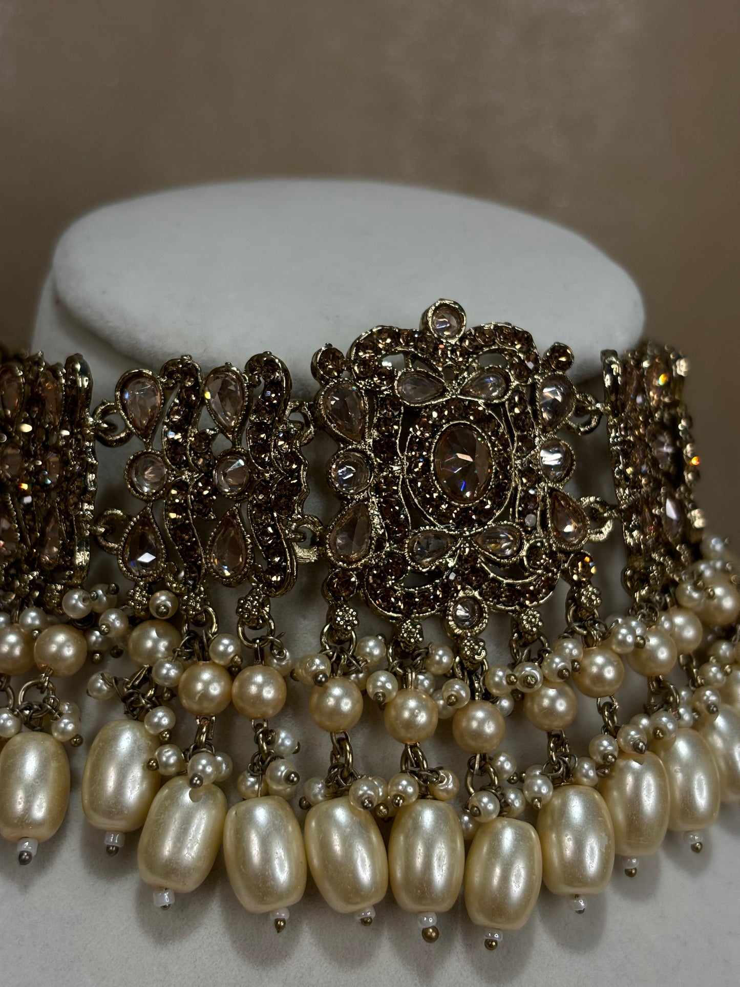 Gold choker set