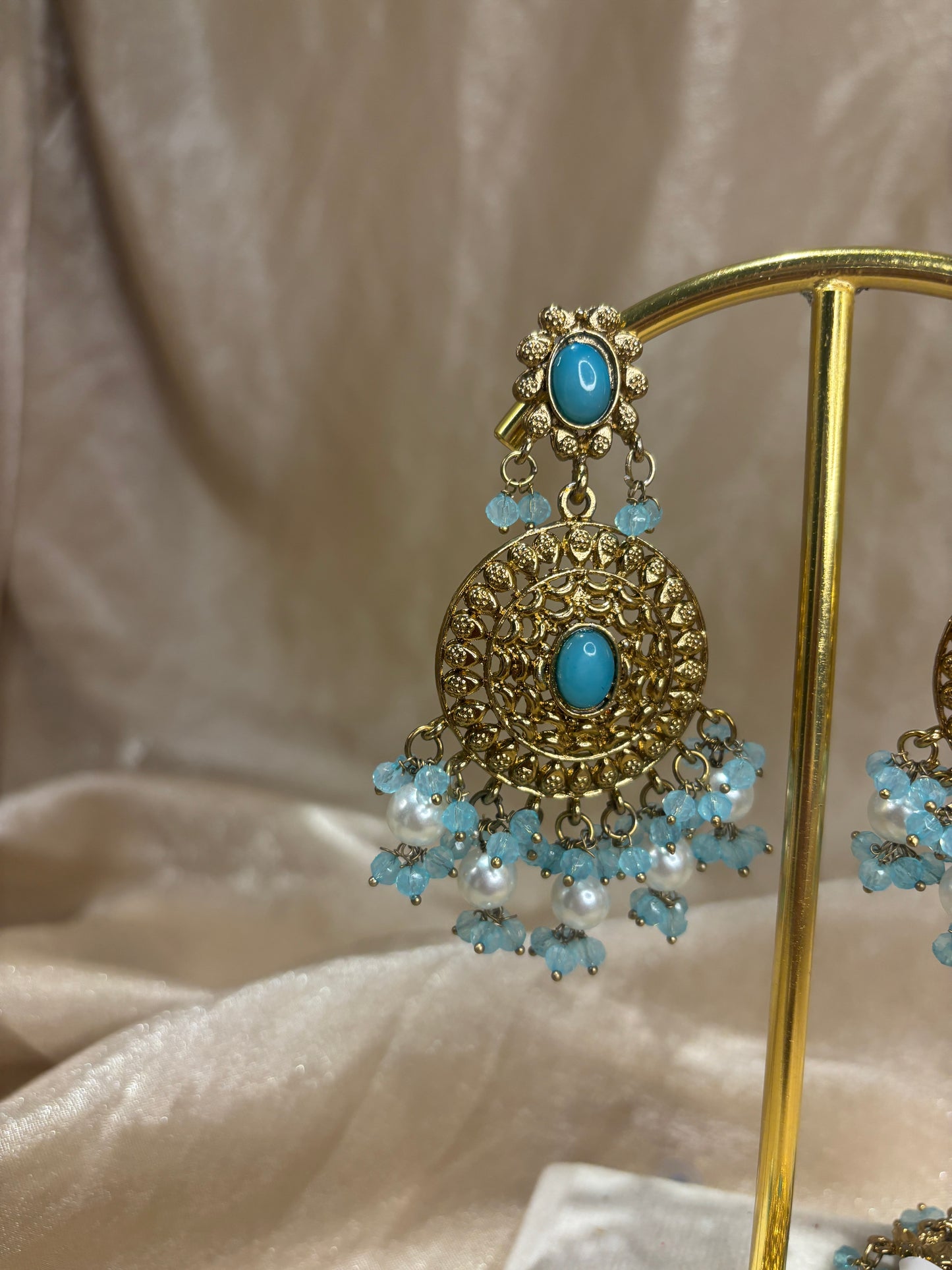 Baby blue earring/tikka set