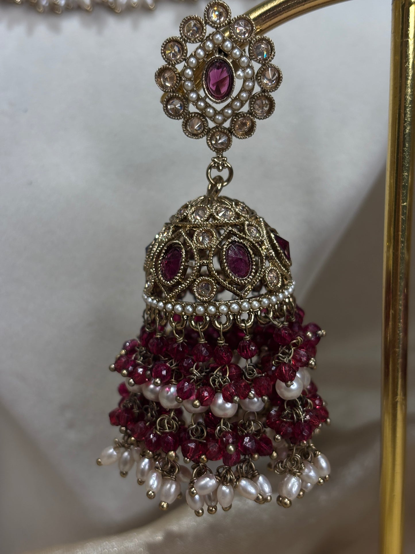 Heavy maroon necklace set