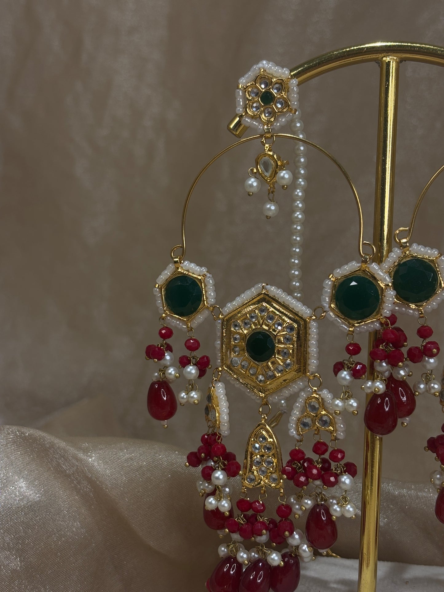 Maroon/emerald green thappa kundan earring/tikka set