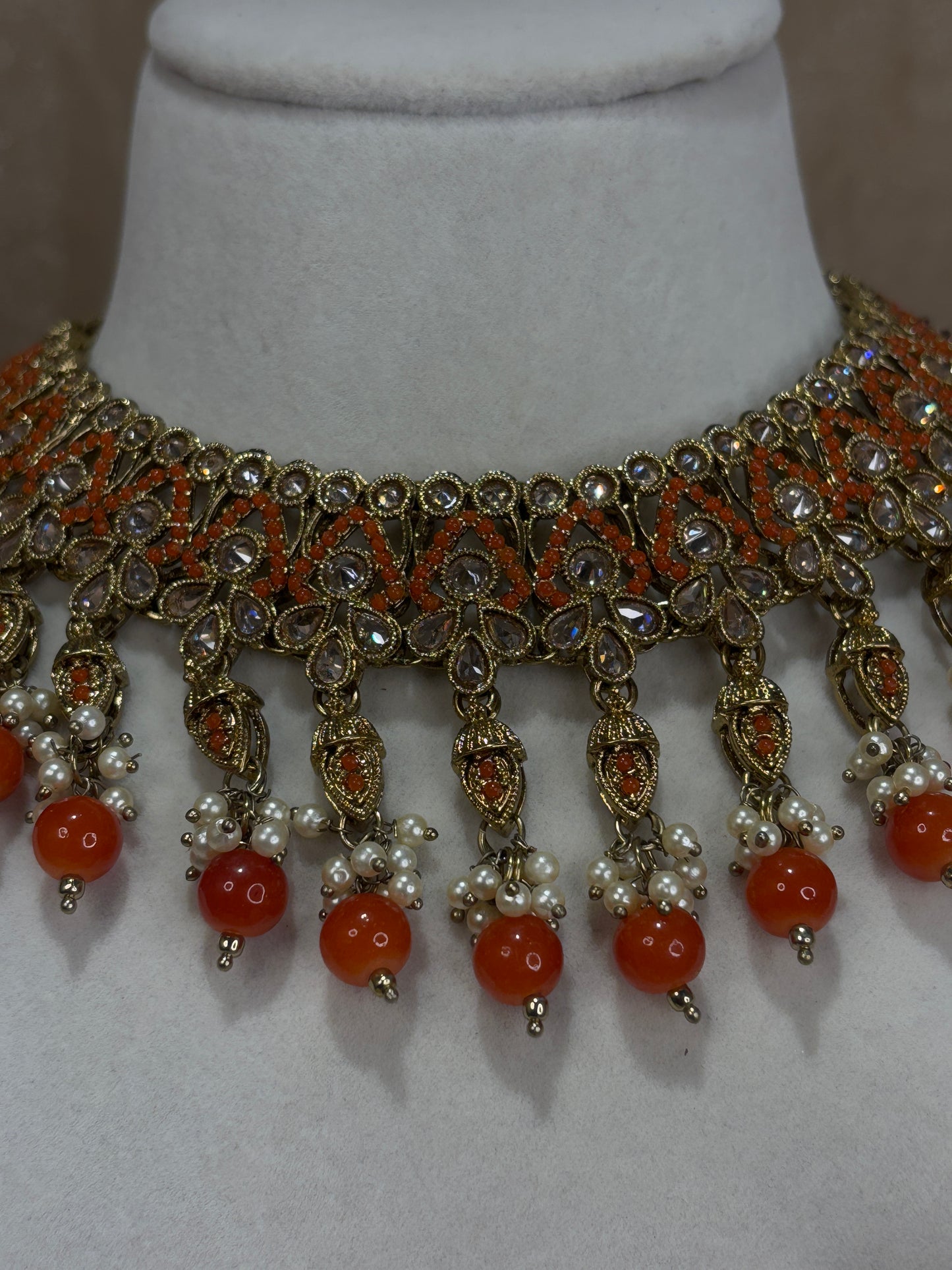 Orange necklace set