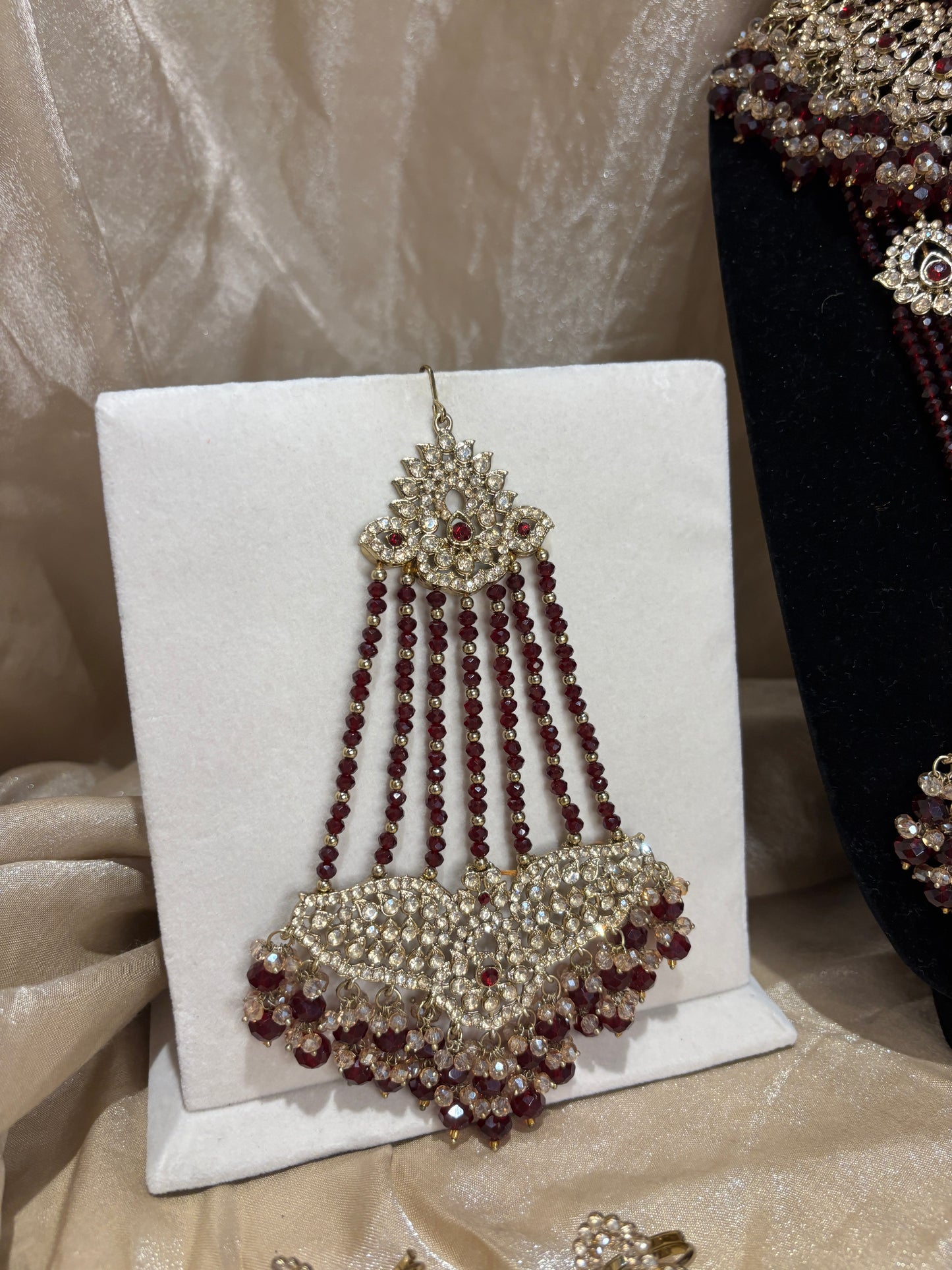 Heavy maroon set