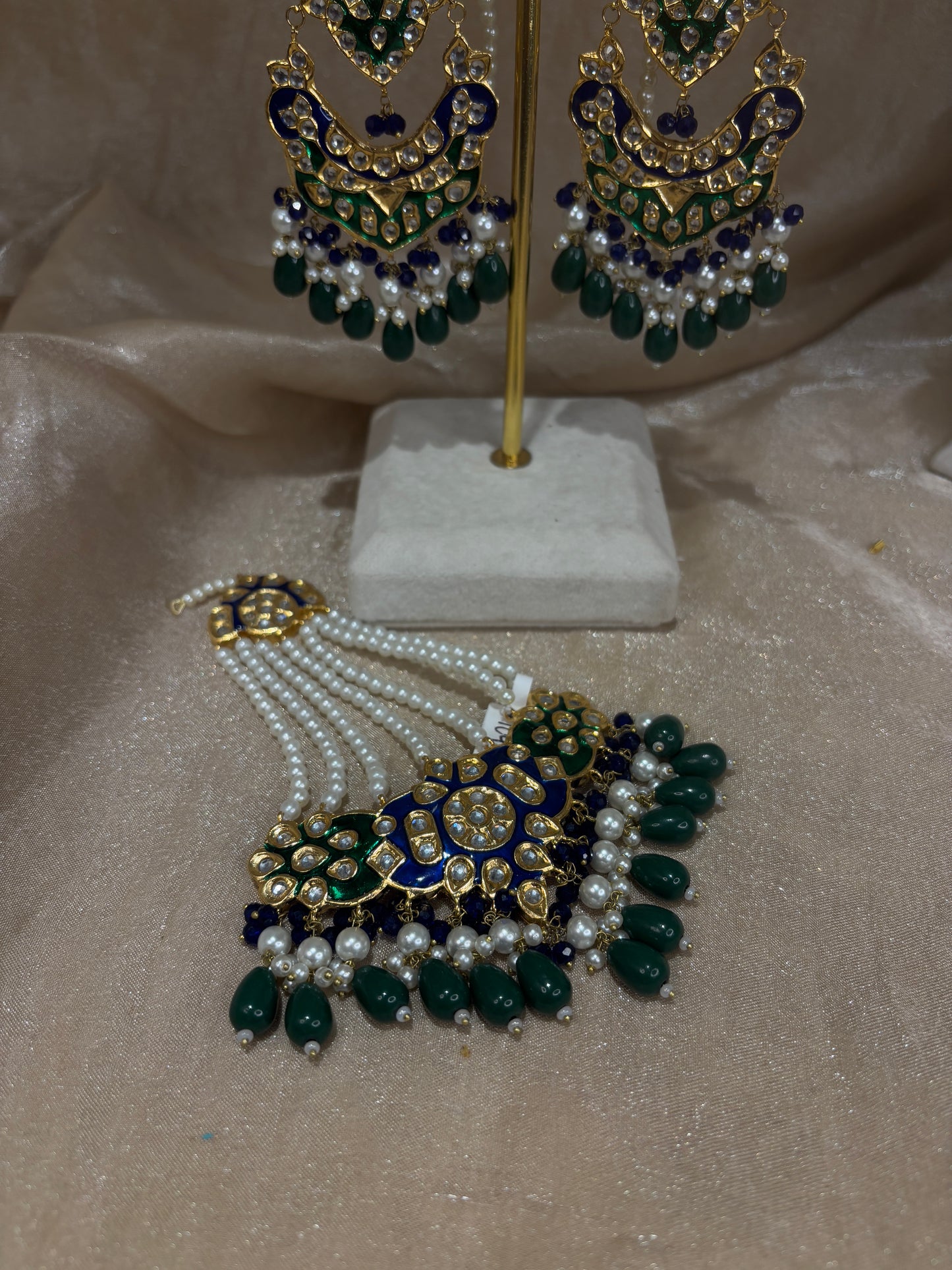 Navy blue/emerald green thappa kunda earring/passa set