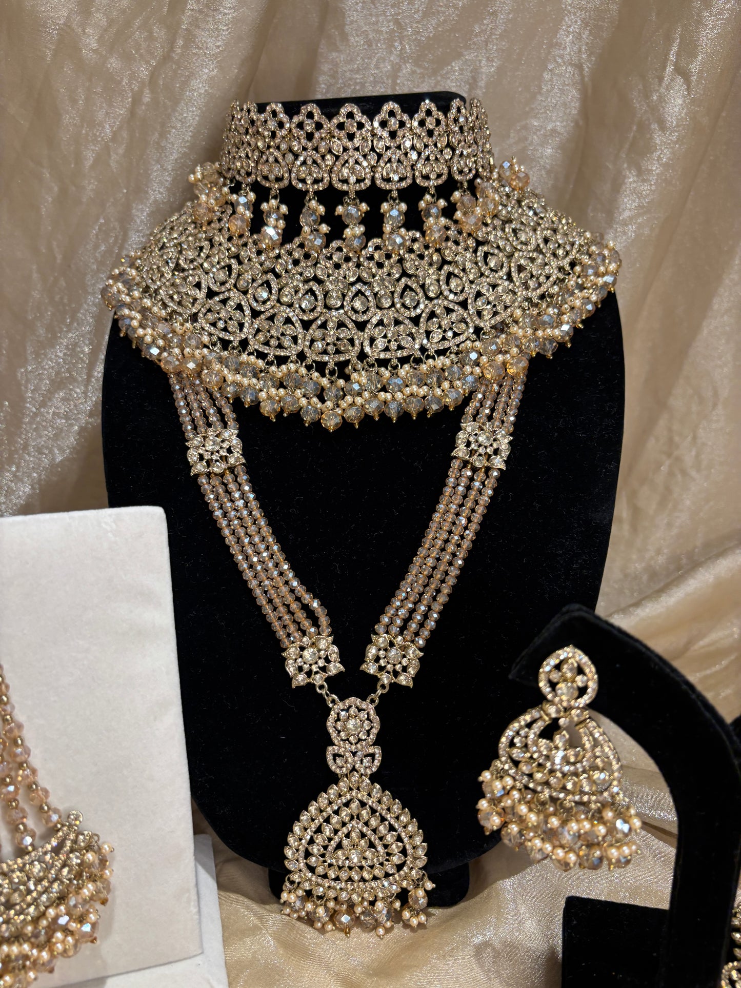 Heavy gold set