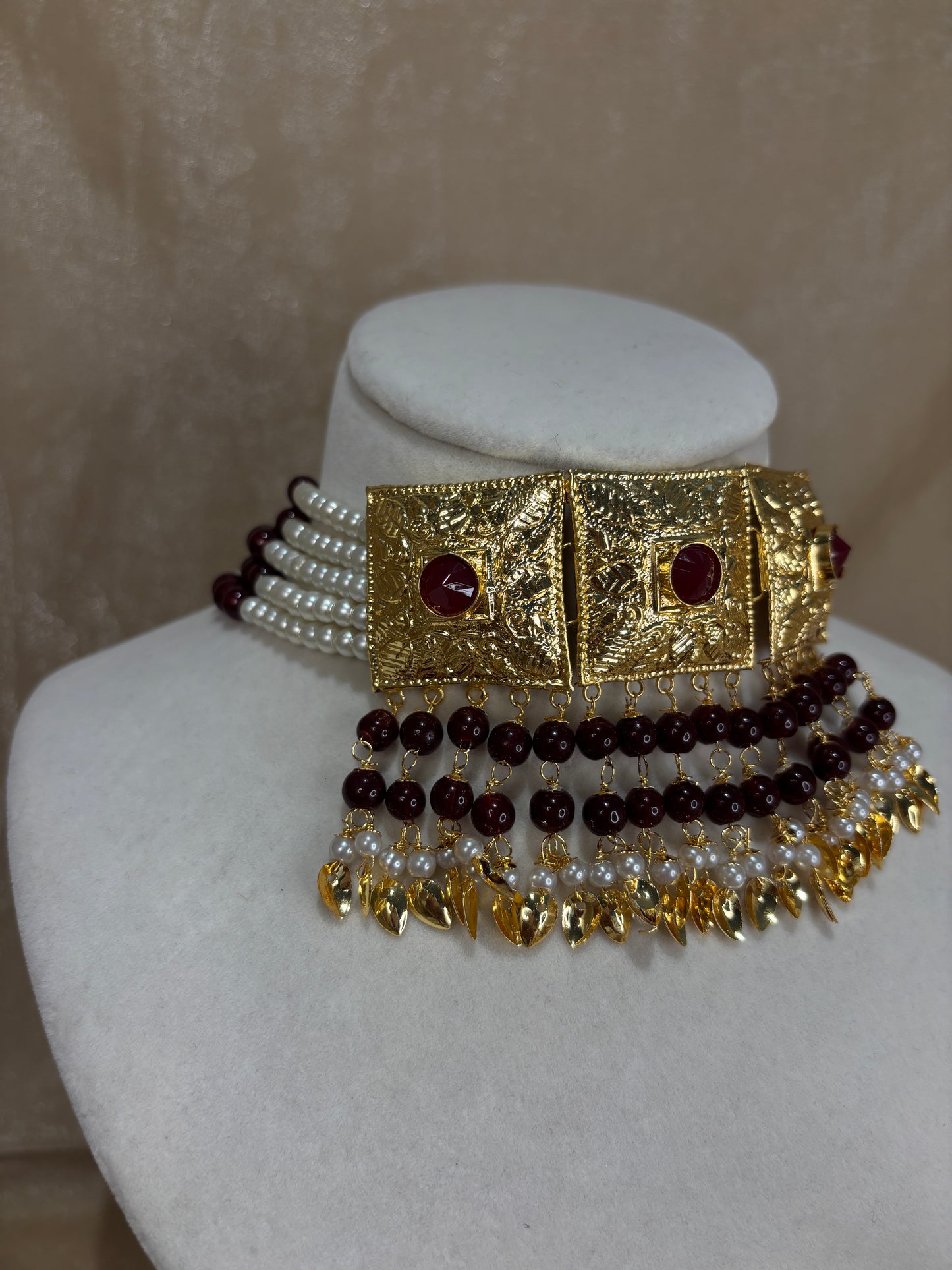 Maroon jadau choker set