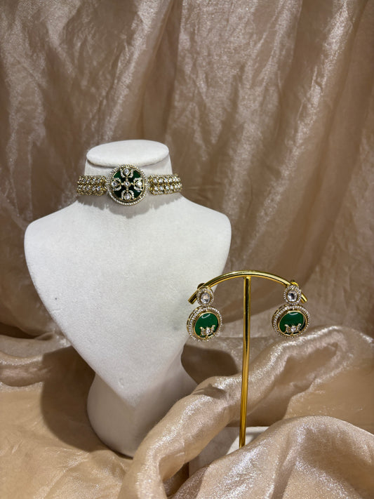 Emerald green choker set