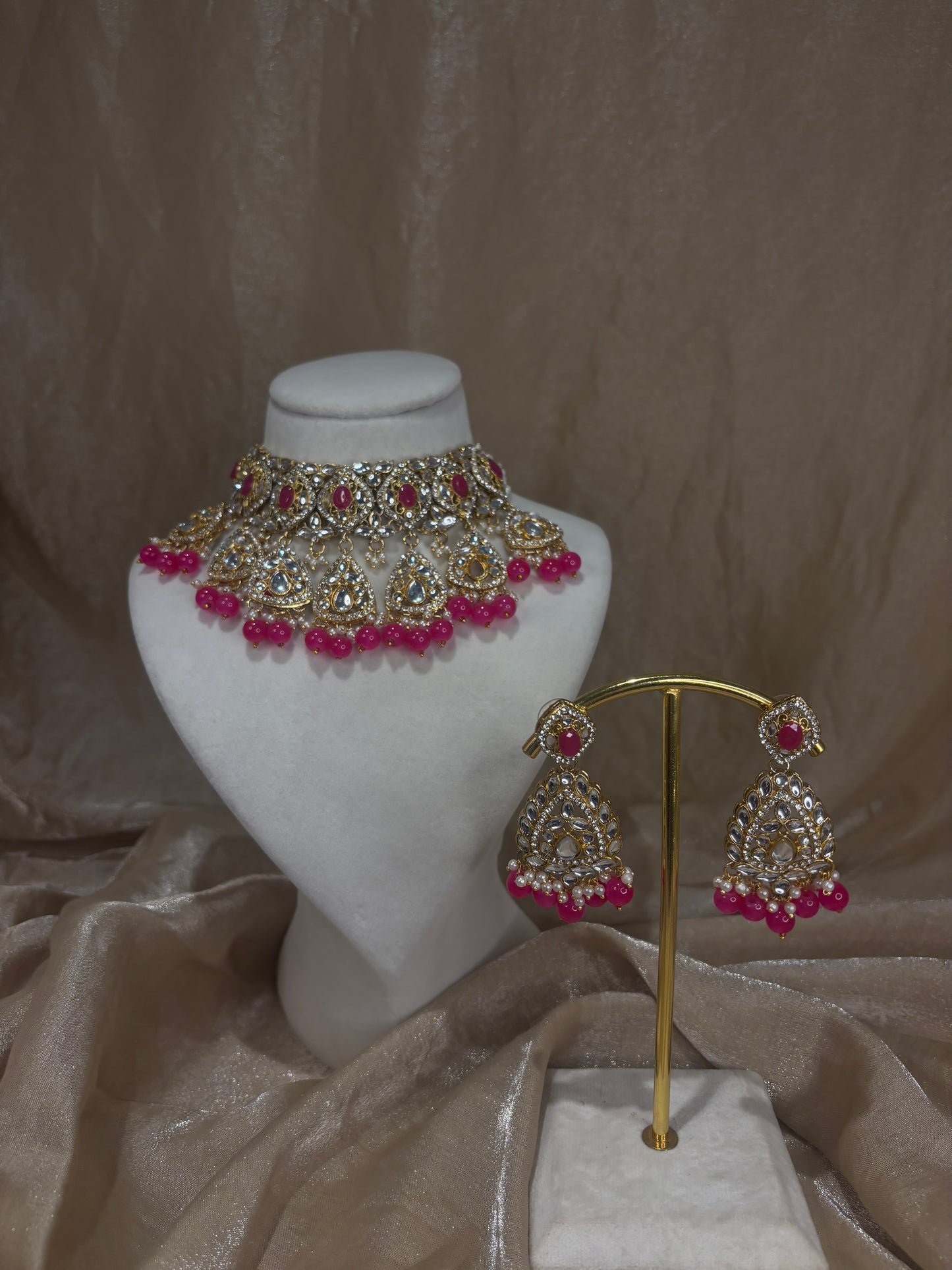Hot pink choker set
