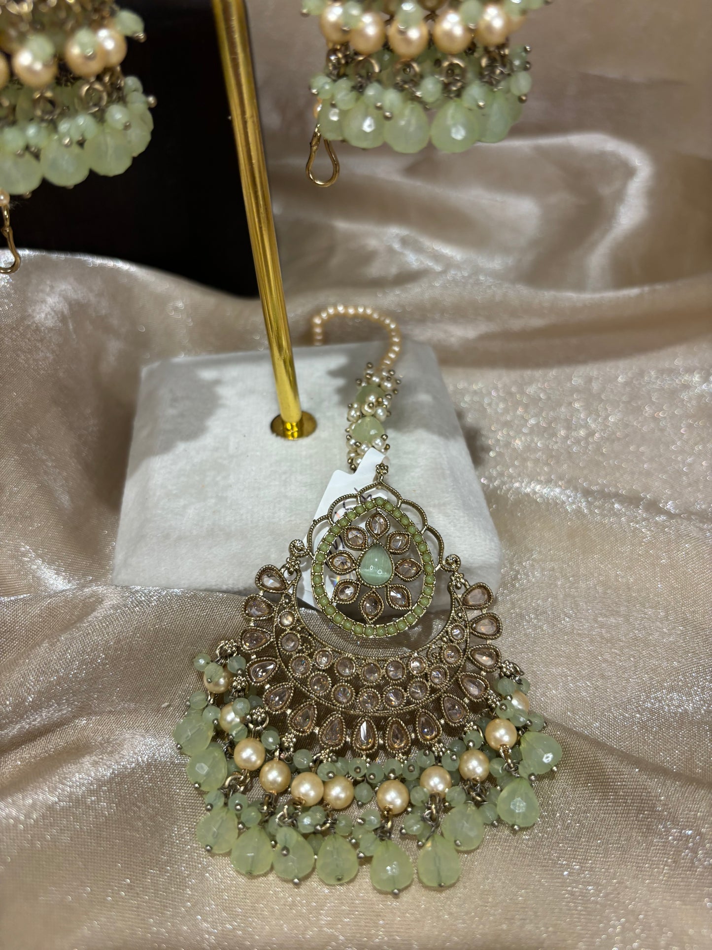Mint green earring/tikka set