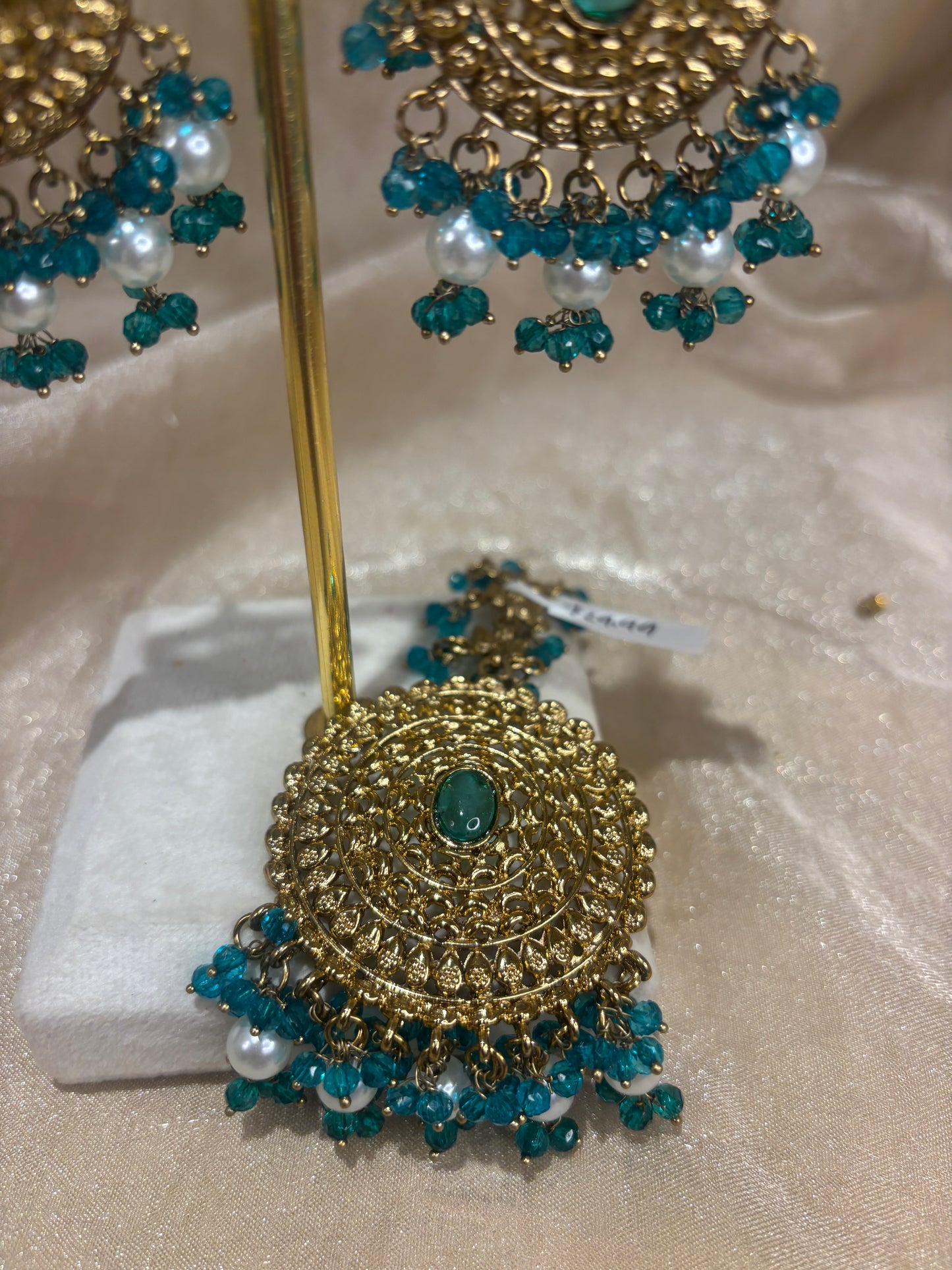 Blue earring/tikka set