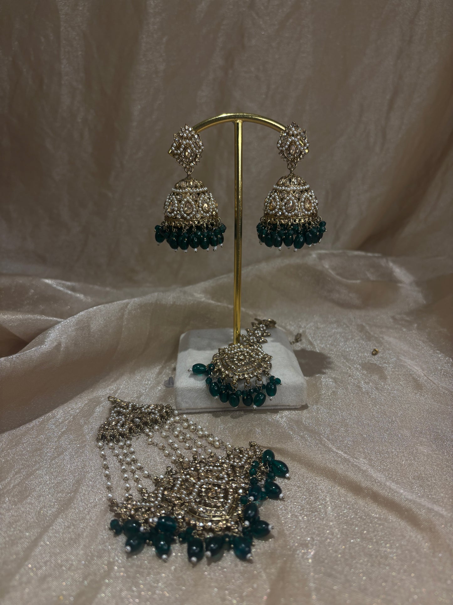 Emerald green set
