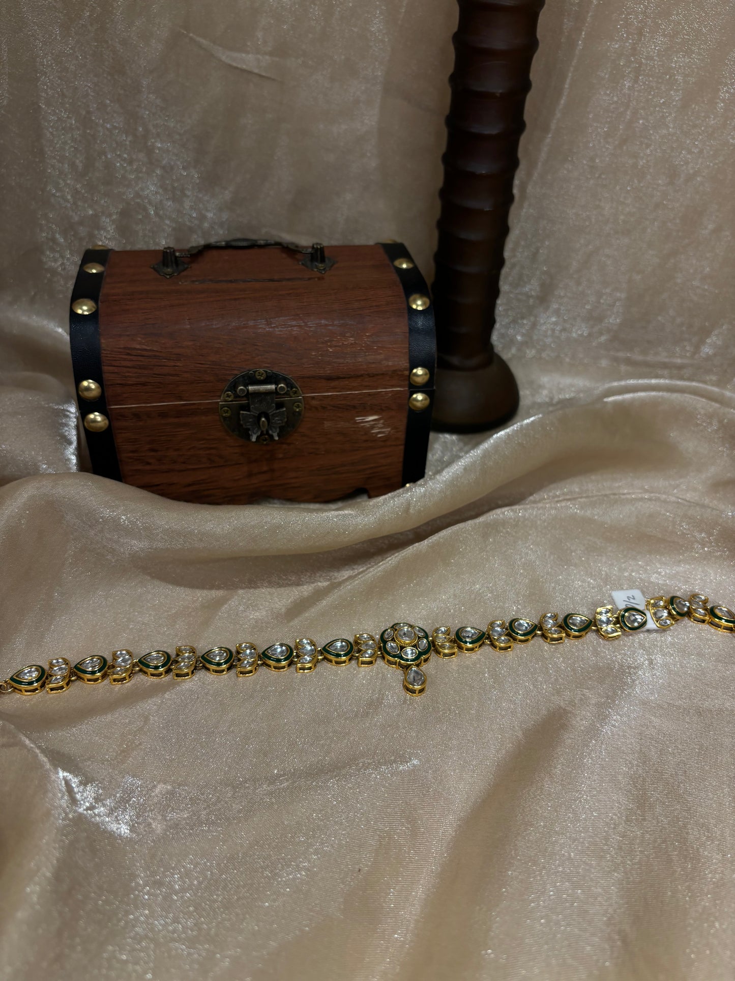 Kundan matha patti