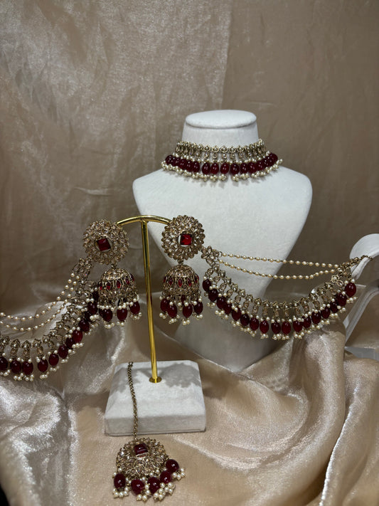 Maroon necklace set
