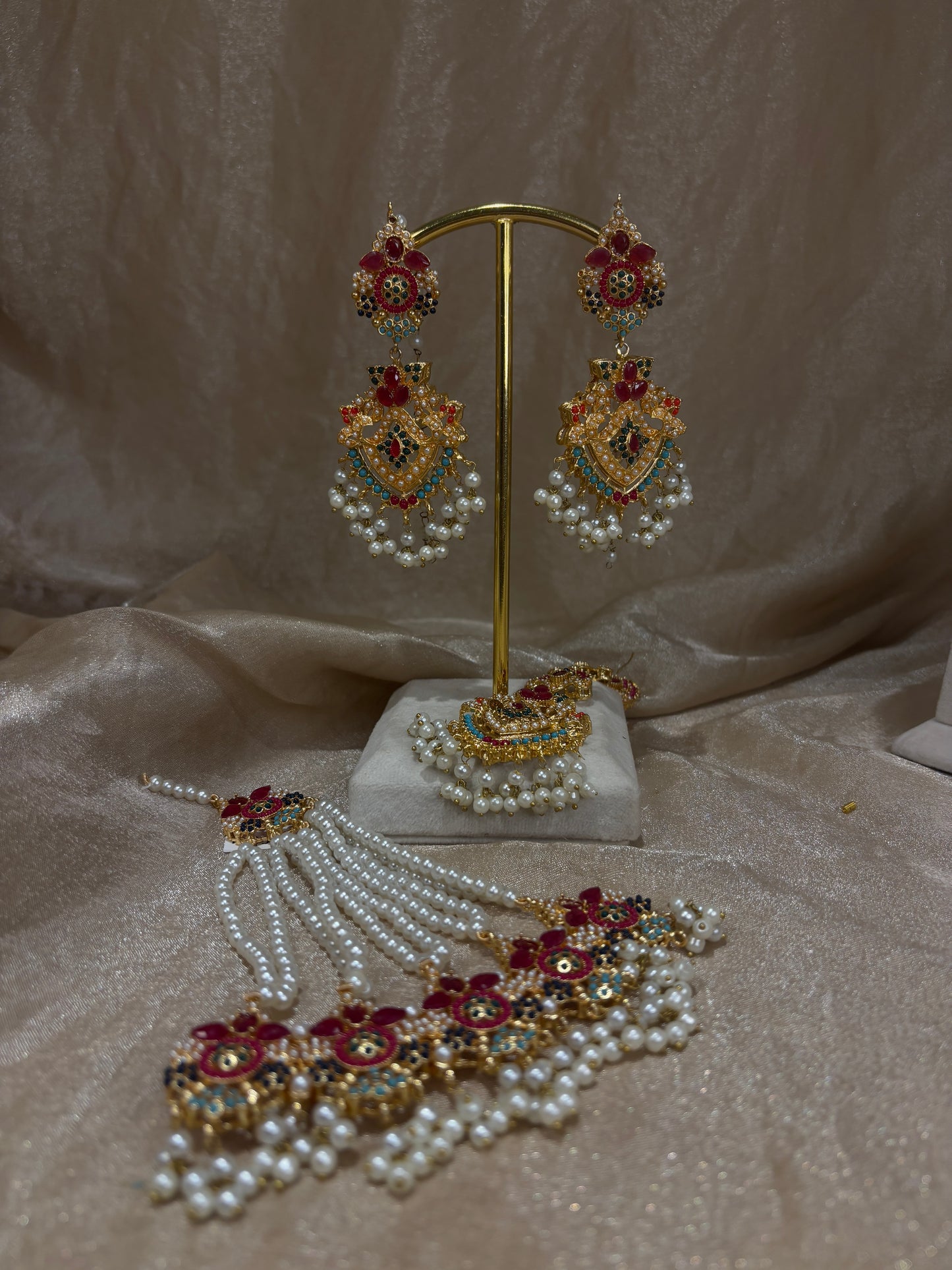 Hot pink Pakistani nav-rattan set