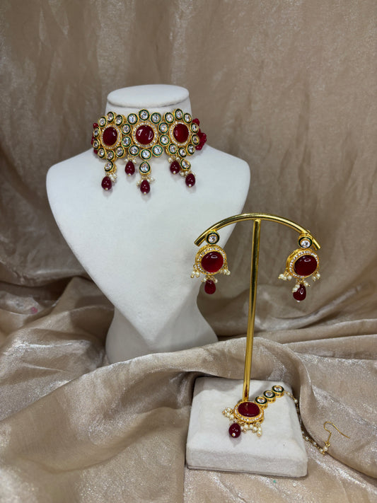 Maroon choker set