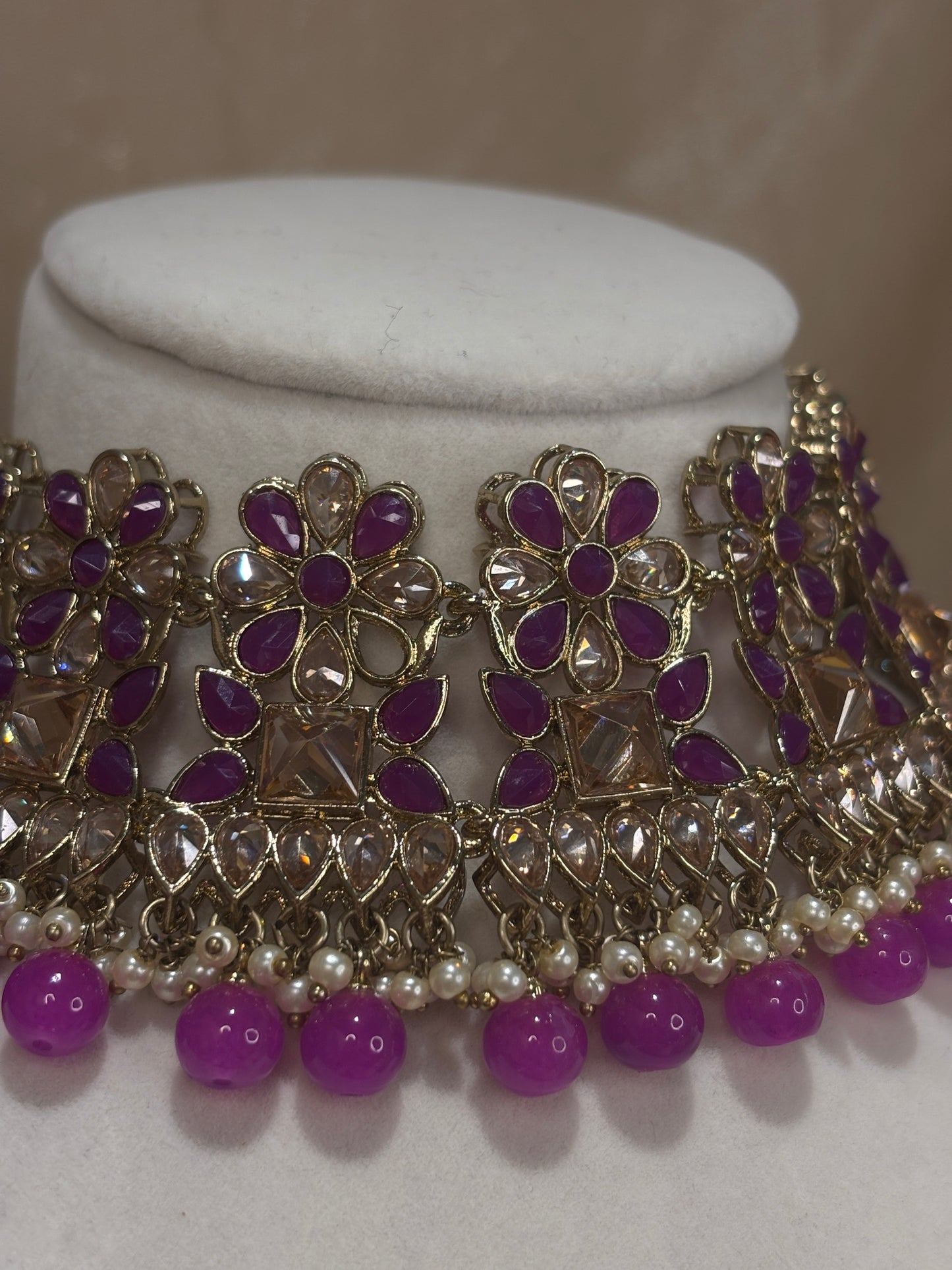 Purple choker set
