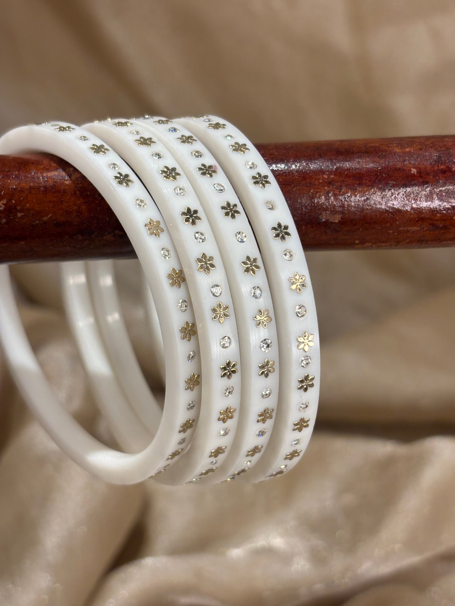 Flower bindi bangle