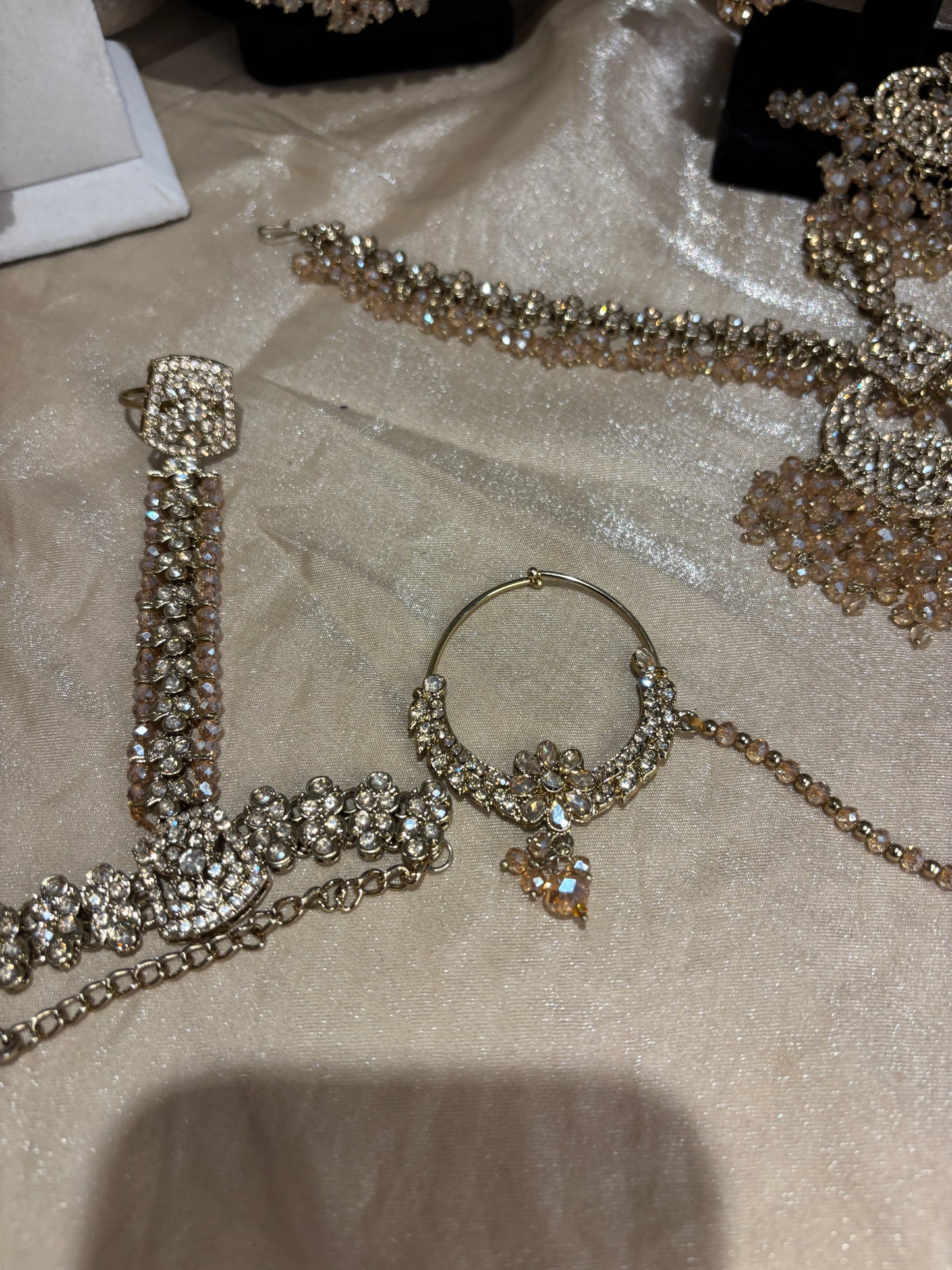Heavy gold set