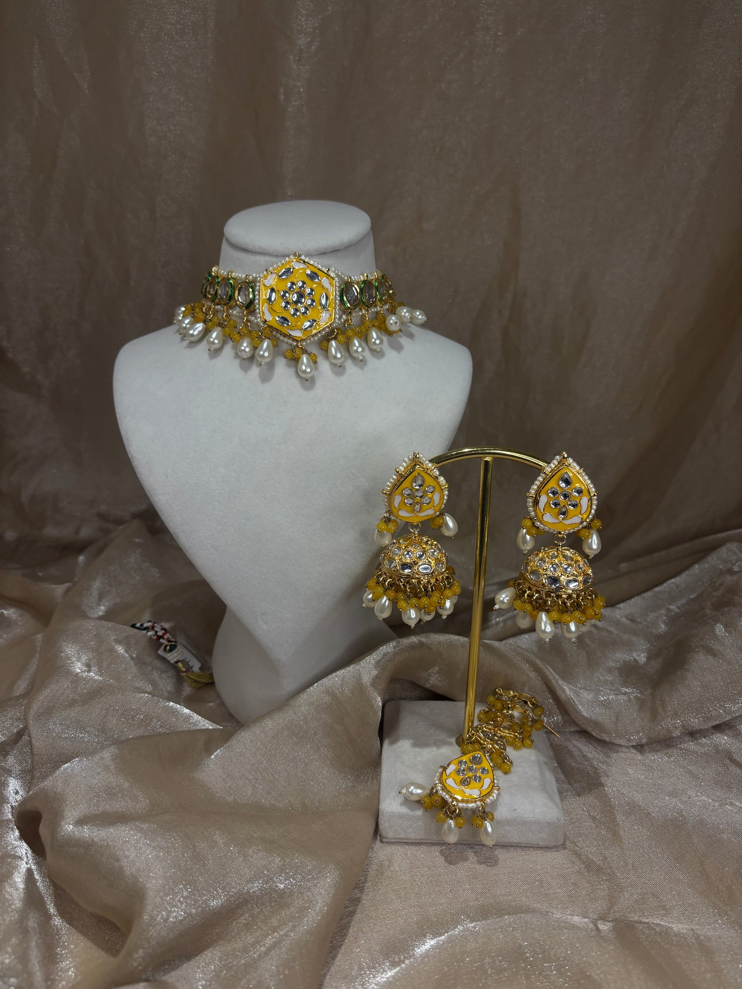 Yellow kundan choker set