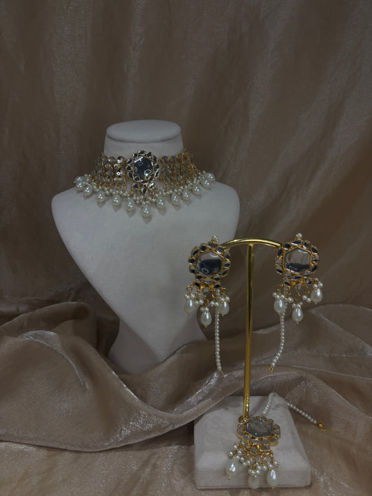 Gold farshi kundan choker