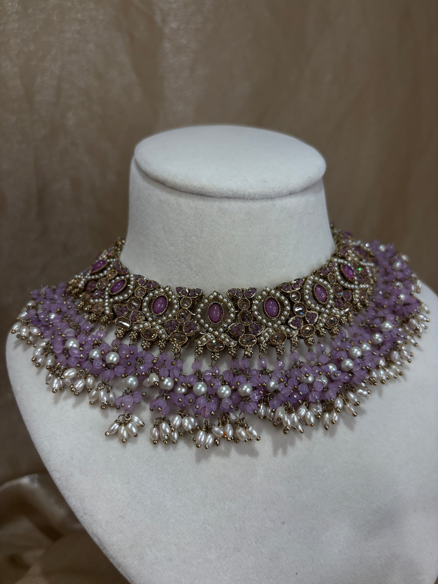Heavy lavender necklace set