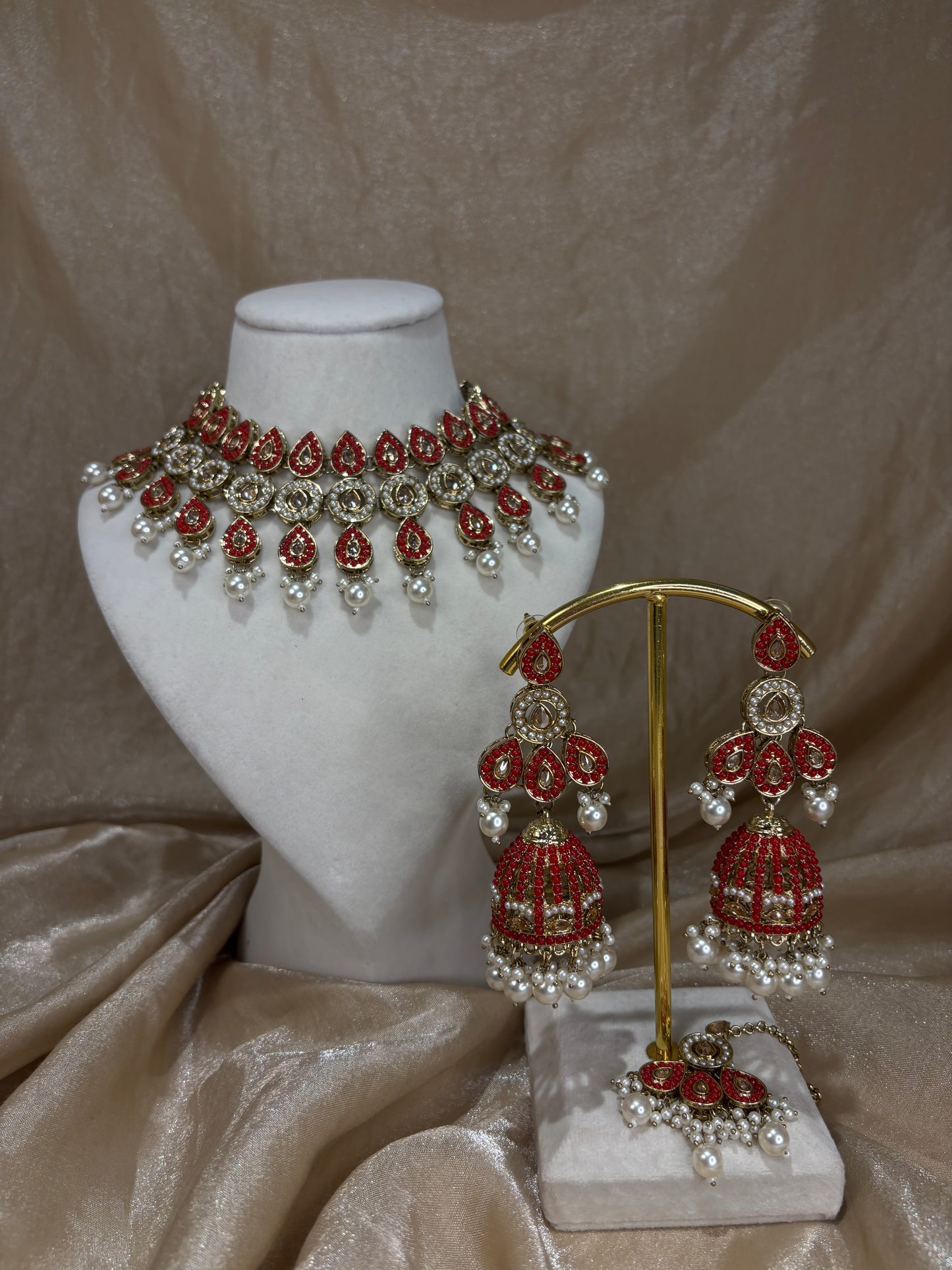 Red statement necklace set