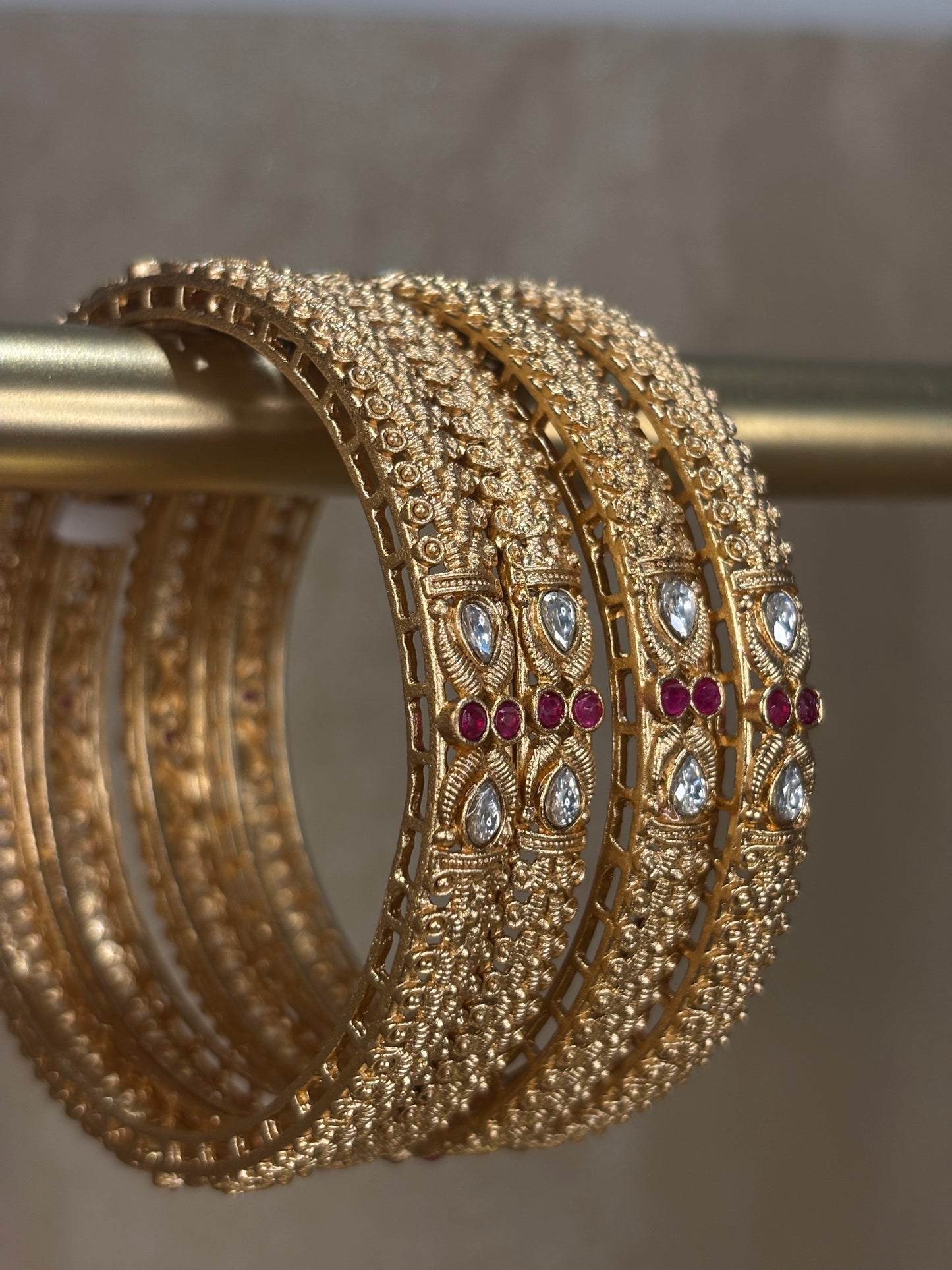 Yellow gold kare