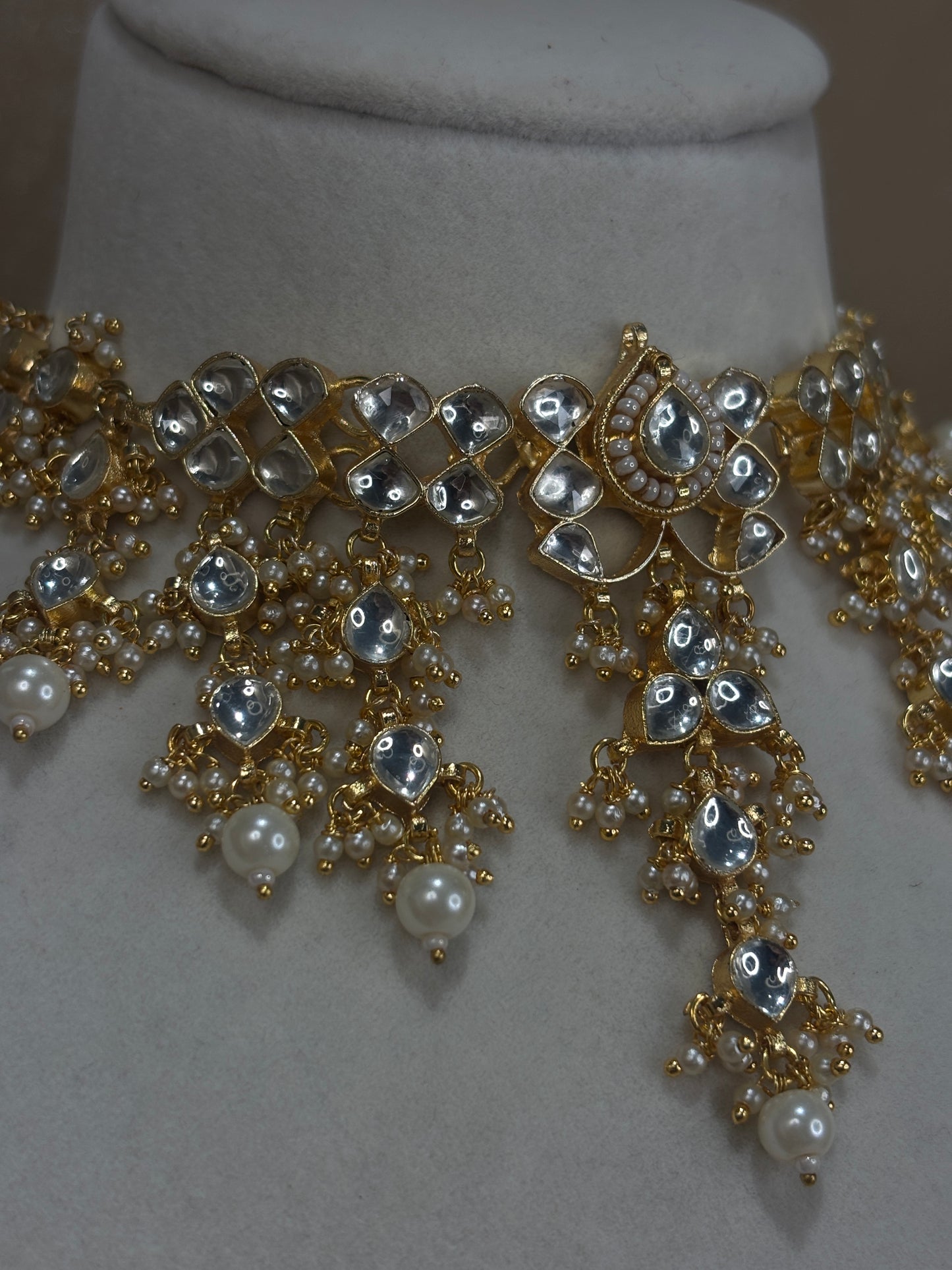 Gold choker set