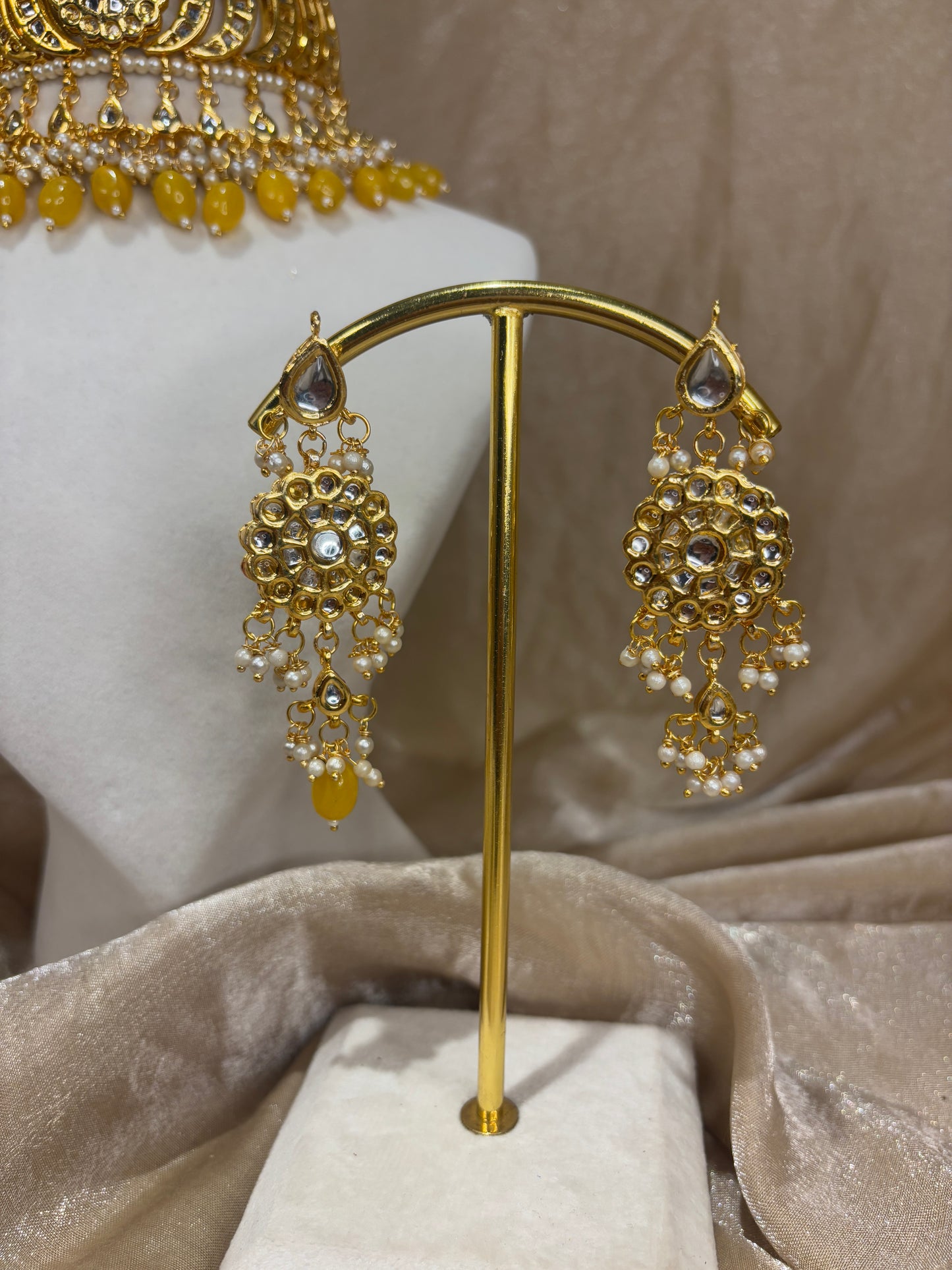 Yellow kundan choker set