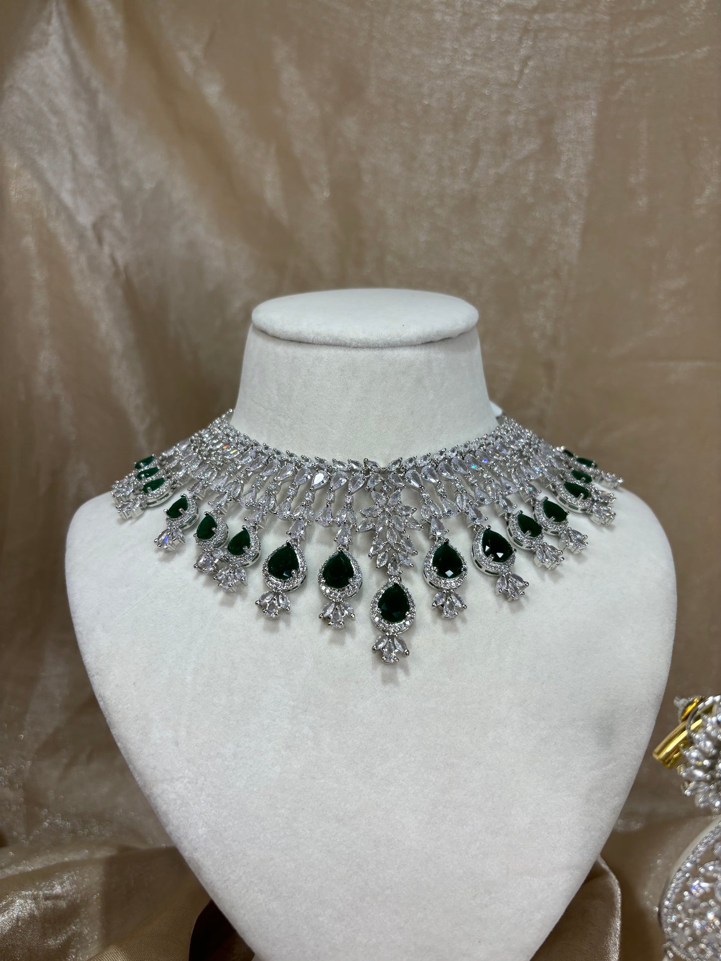 Emerald green American diamond set