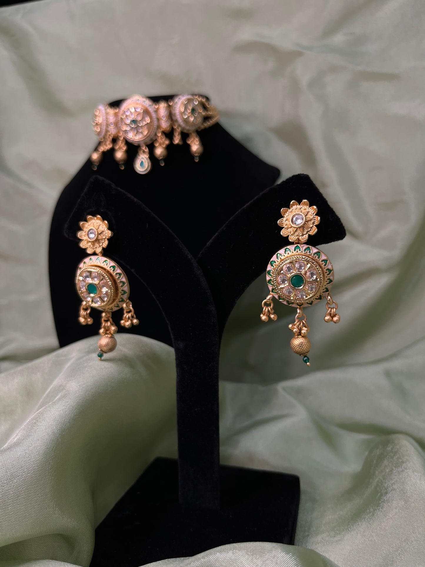 Emerald green Tiyani kundan set