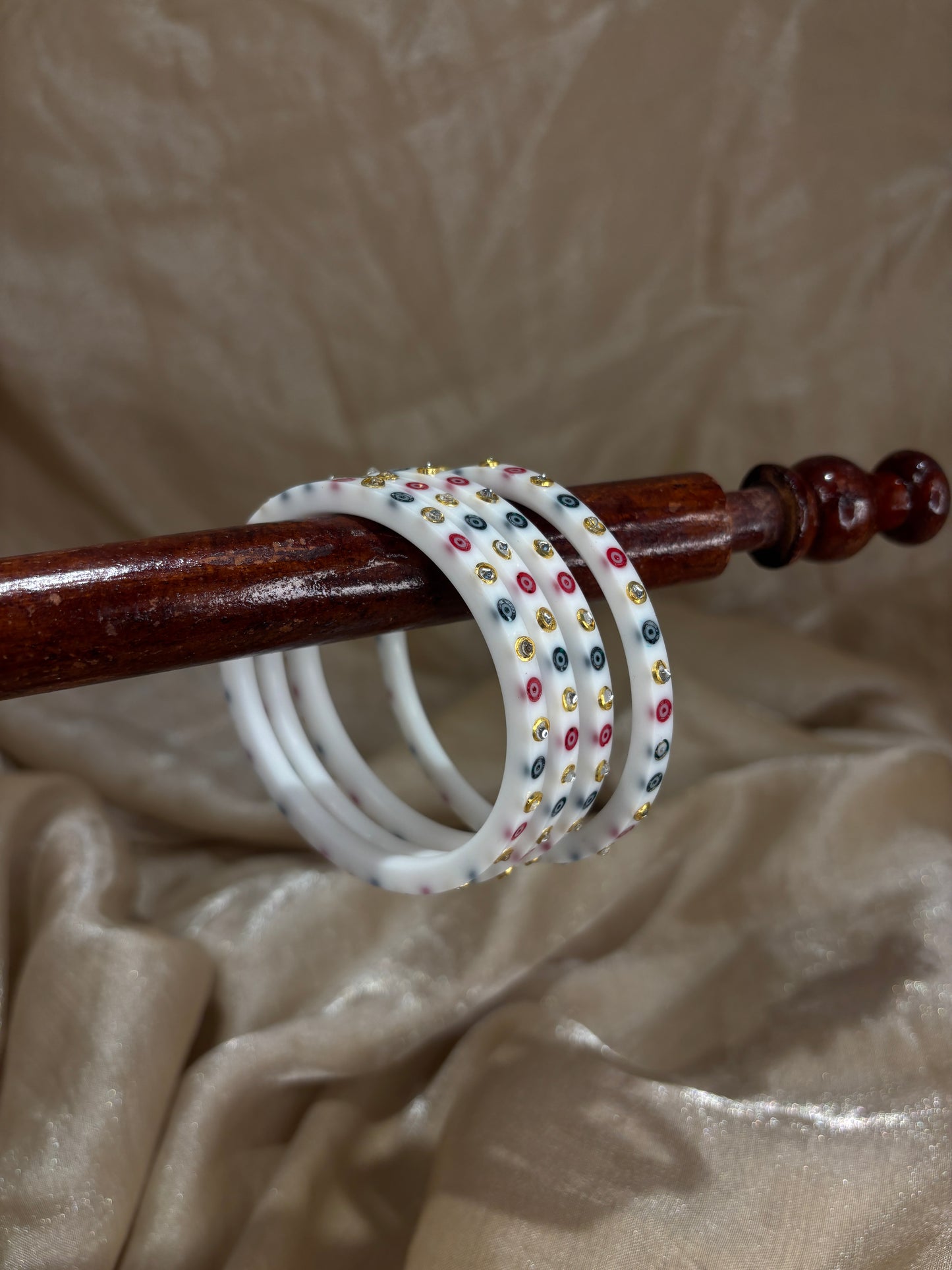 Kundan bindi bangles