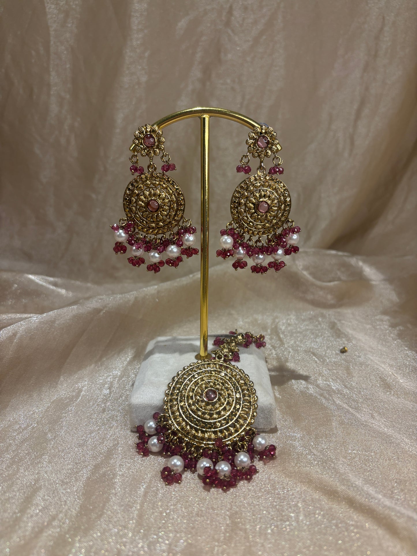 Maroon earring/tikka set