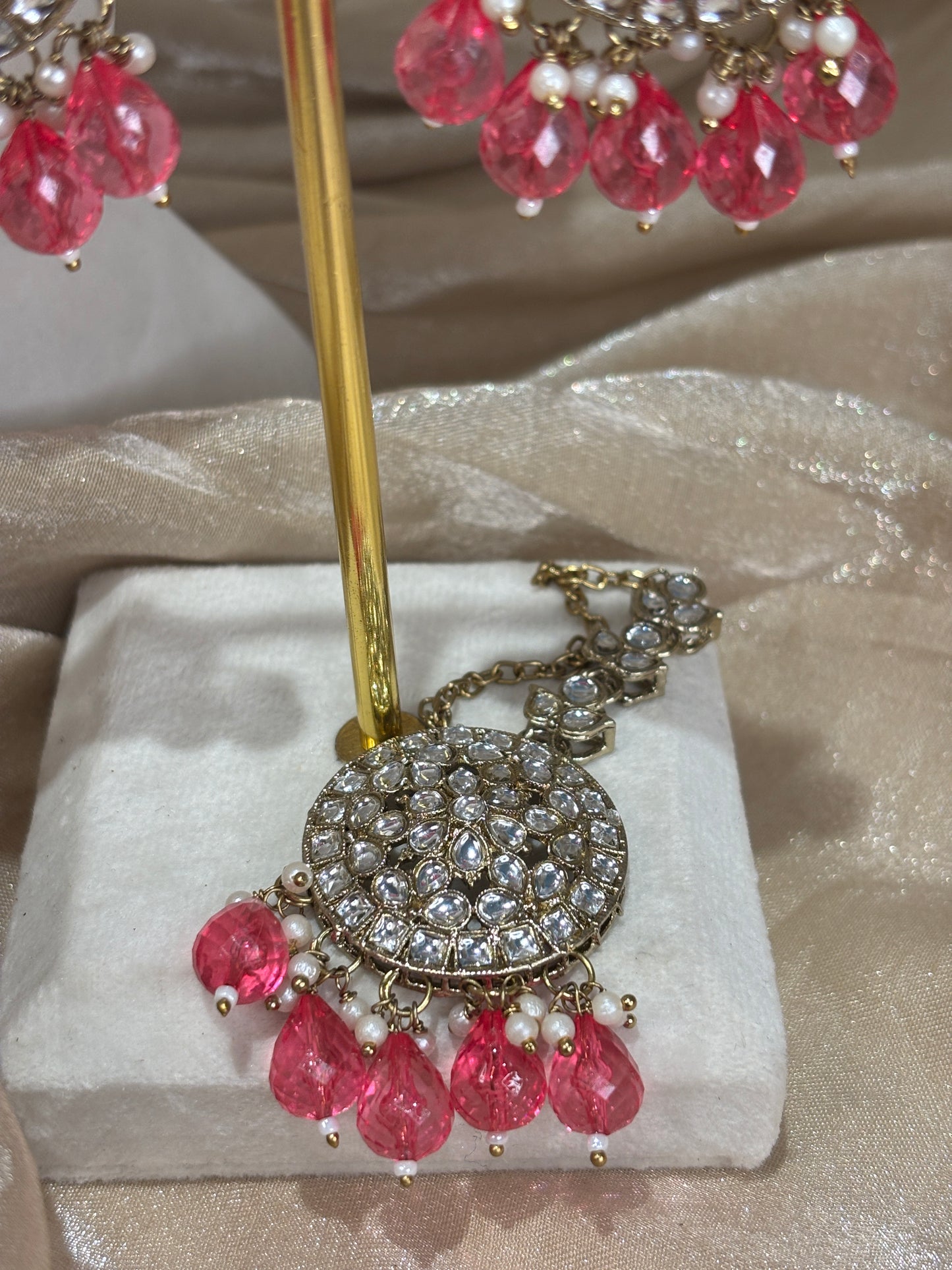 Hot pink necklace set