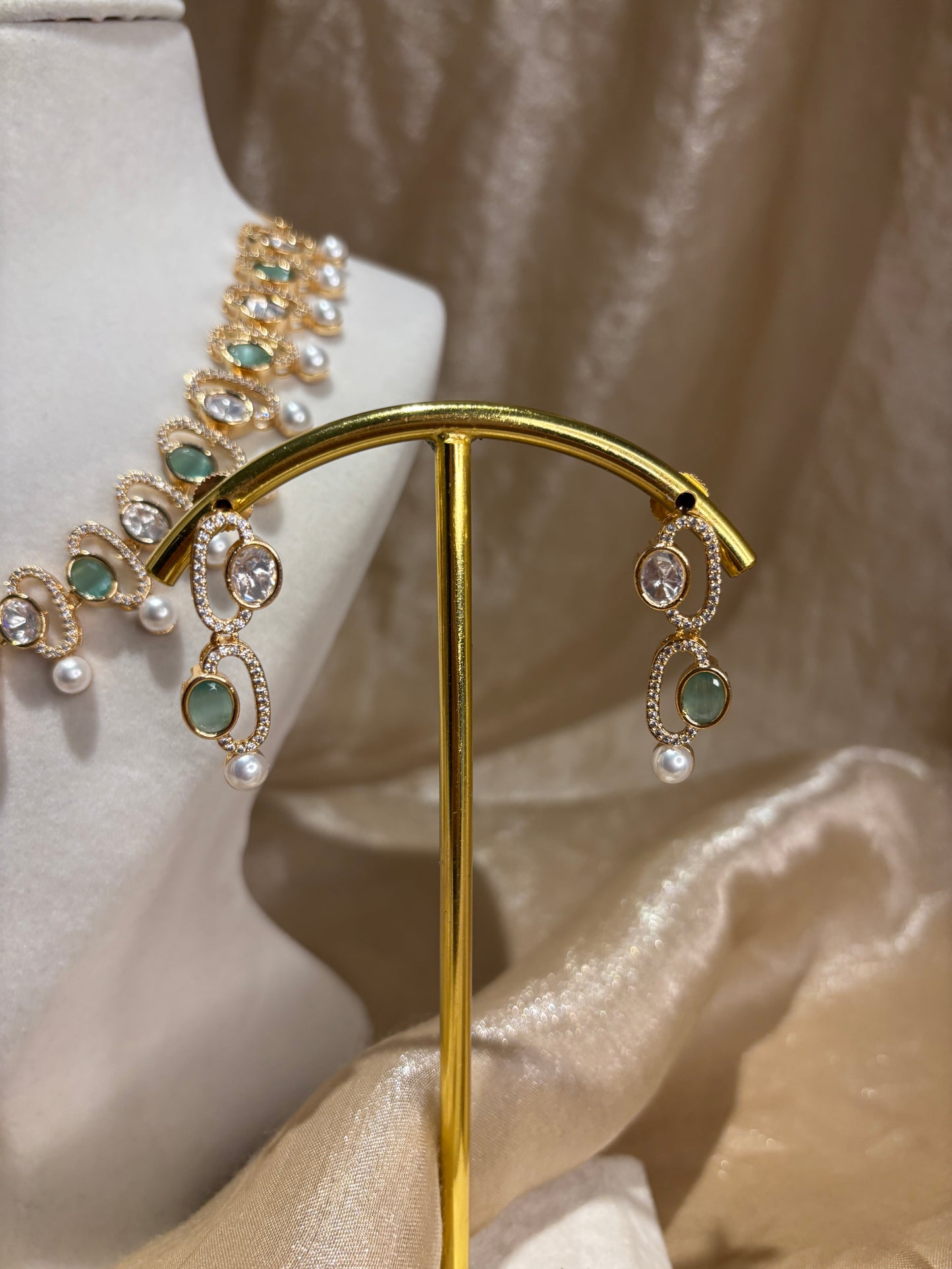 Mint green necklace set