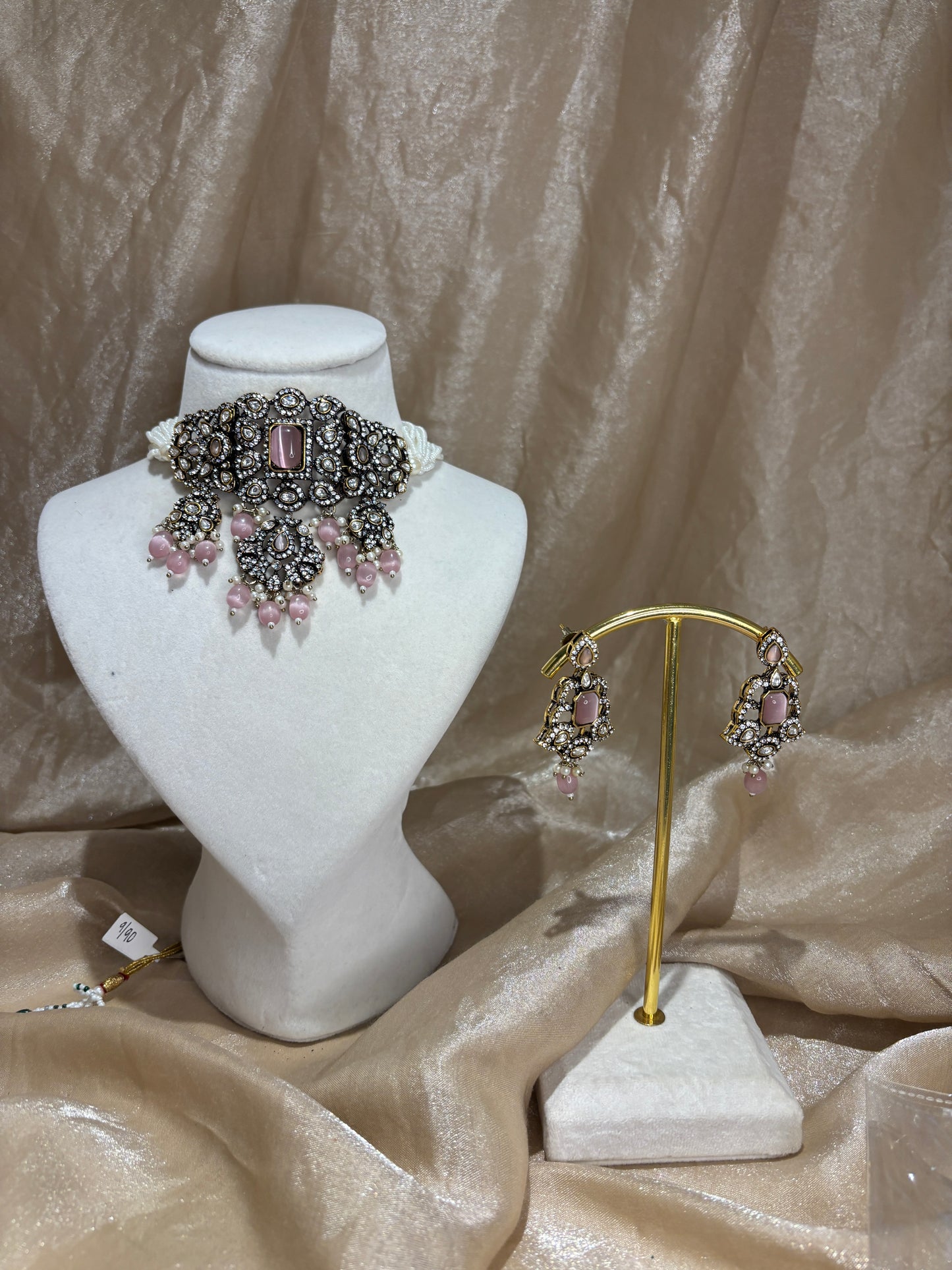 Baby pink choker set