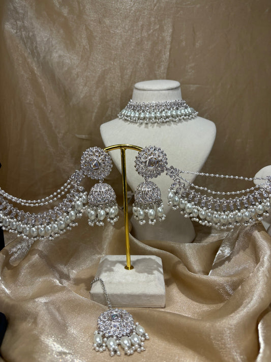 Silver necklace set