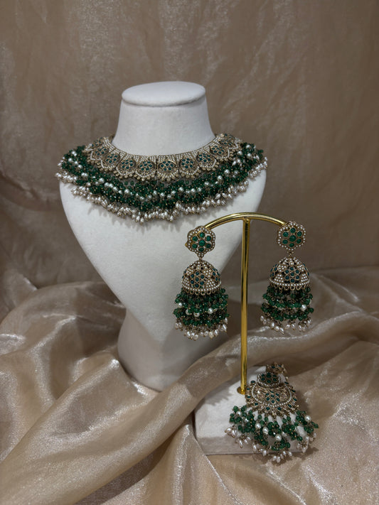 Emerald green statement necklace