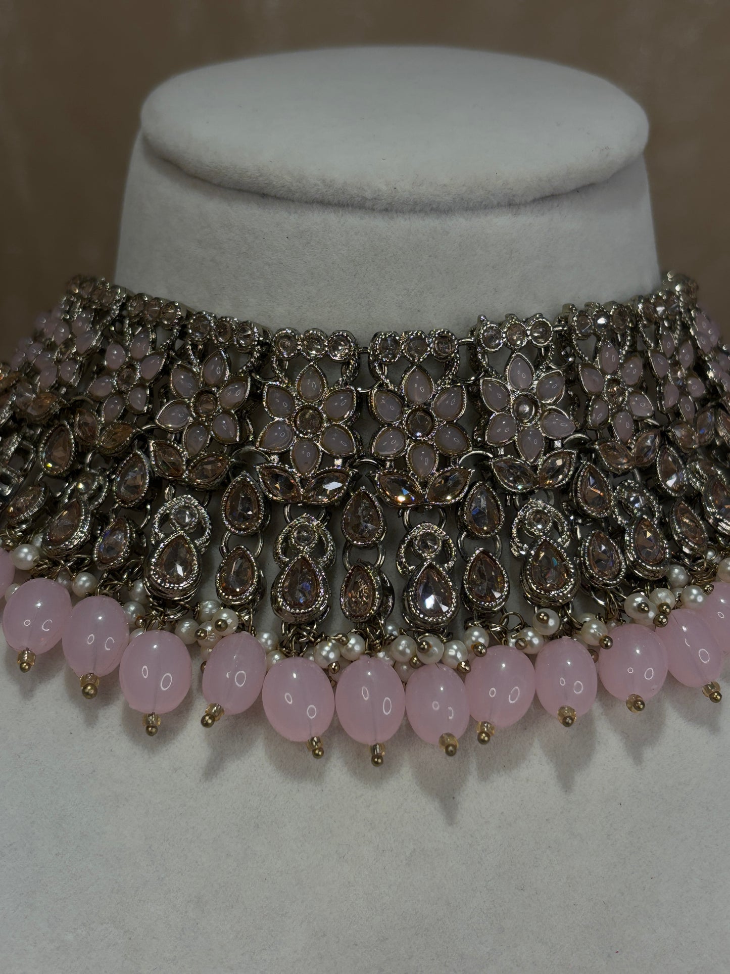 Baby pink choker set