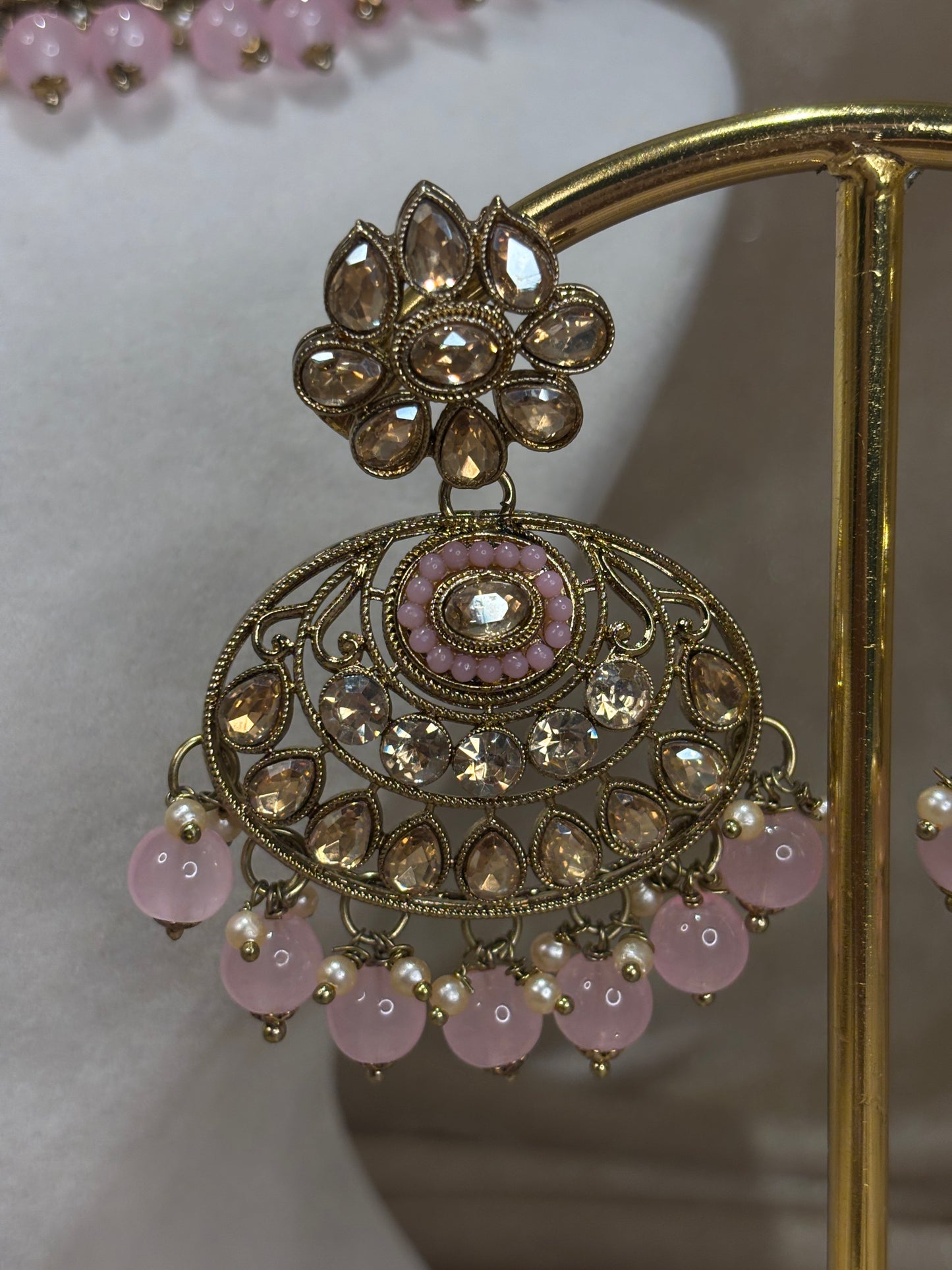 Baby pink necklace set