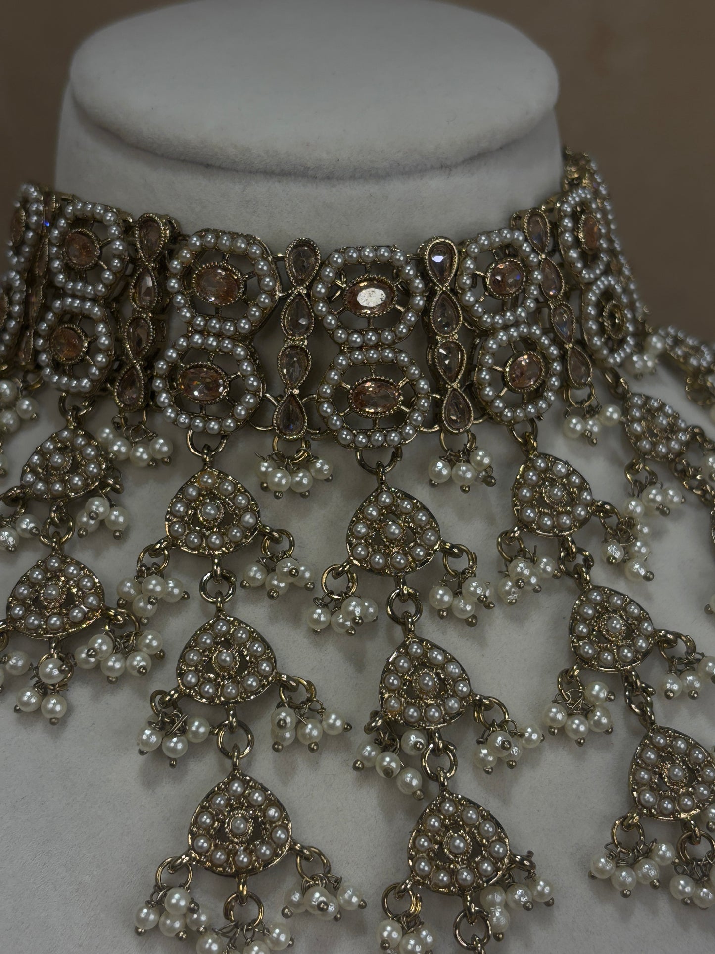 Gold choker set