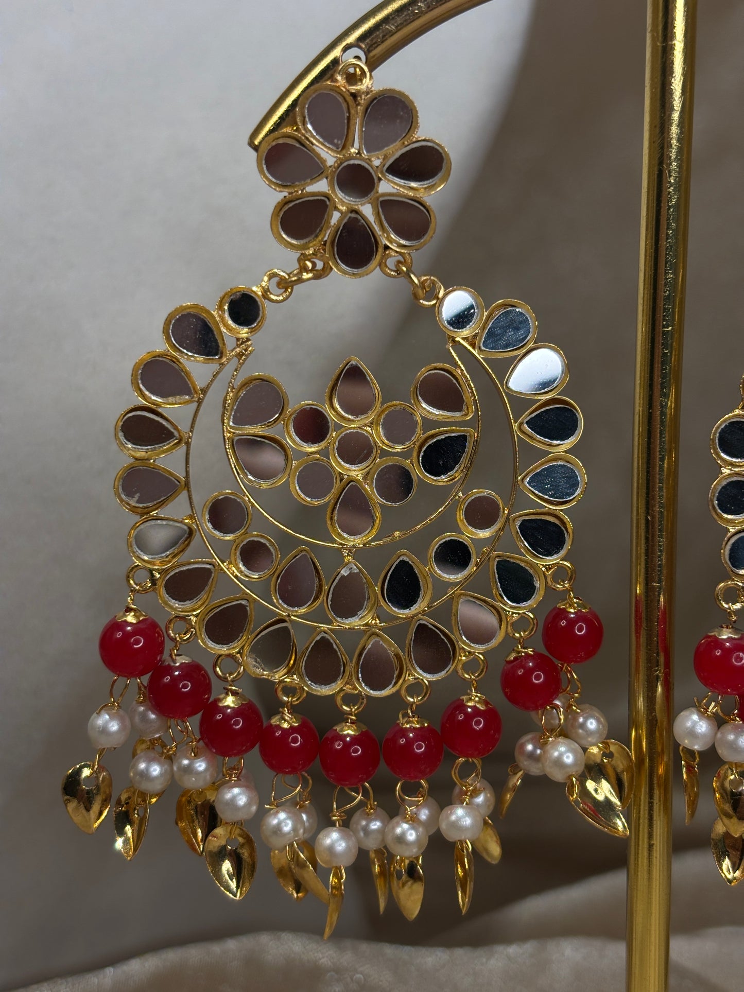 Red mirror work choker set