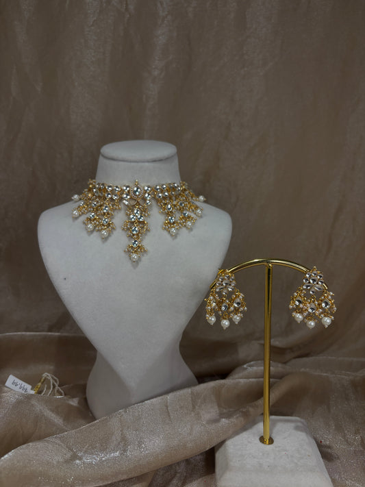 Gold choker set