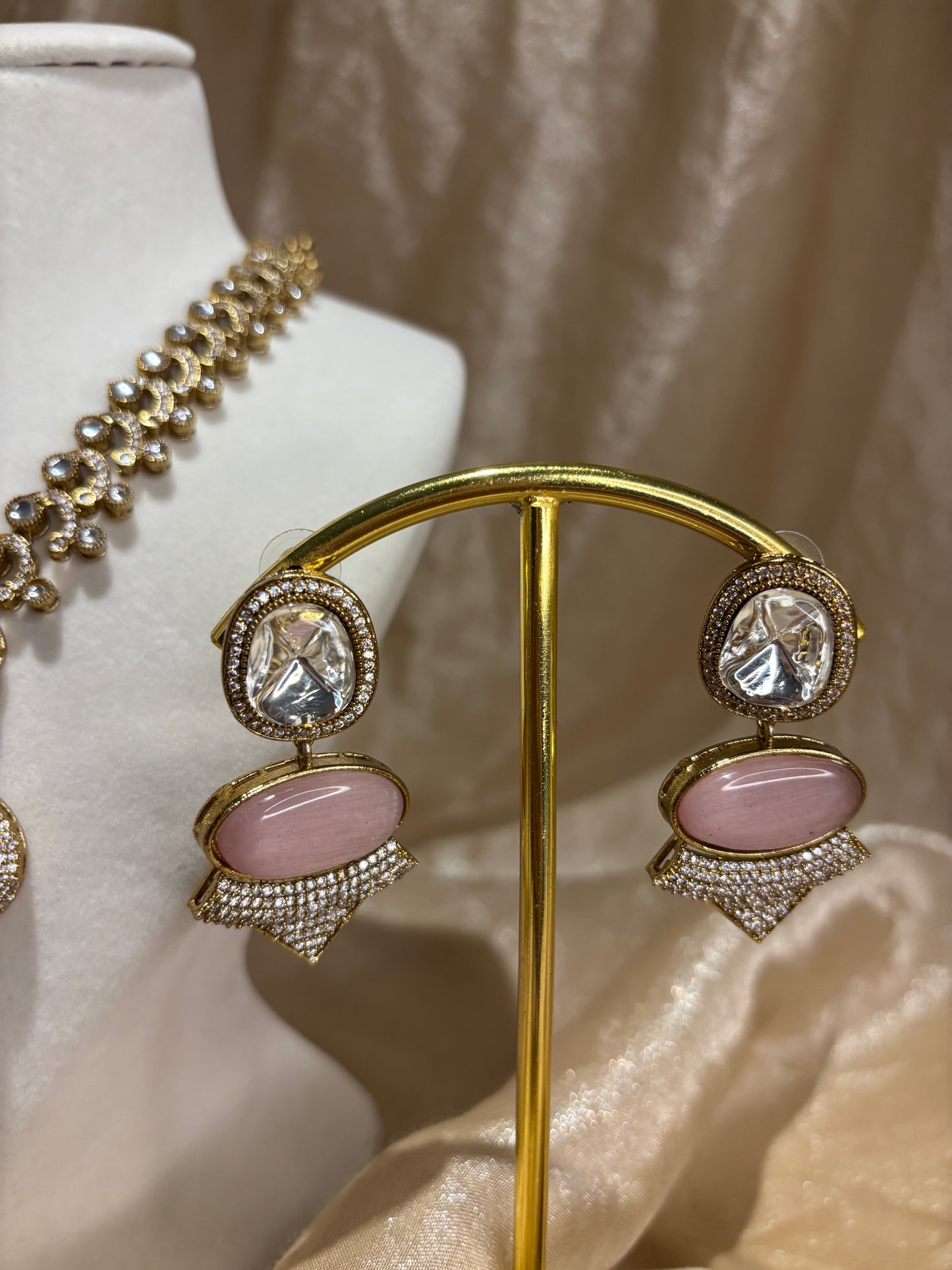 Baby pink necklace set