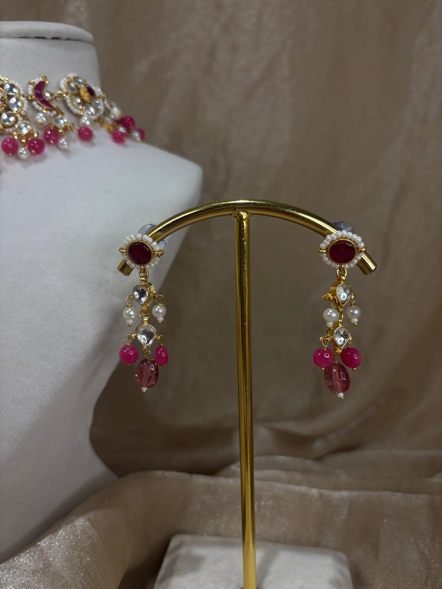 Hot pink choker set
