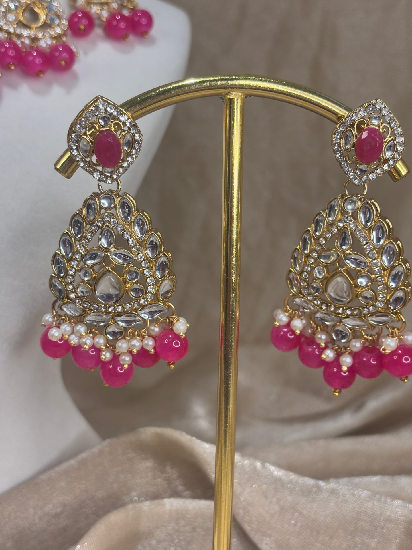 Hot pink choker set