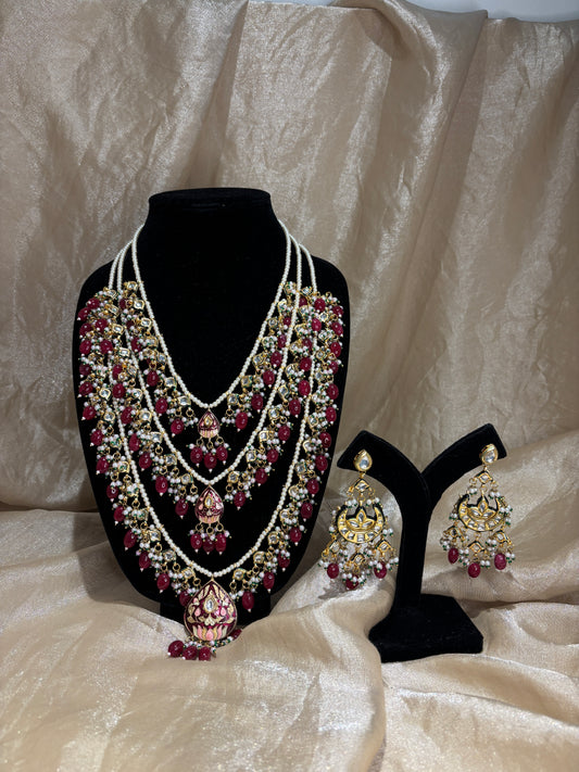 Maroon layered necklace