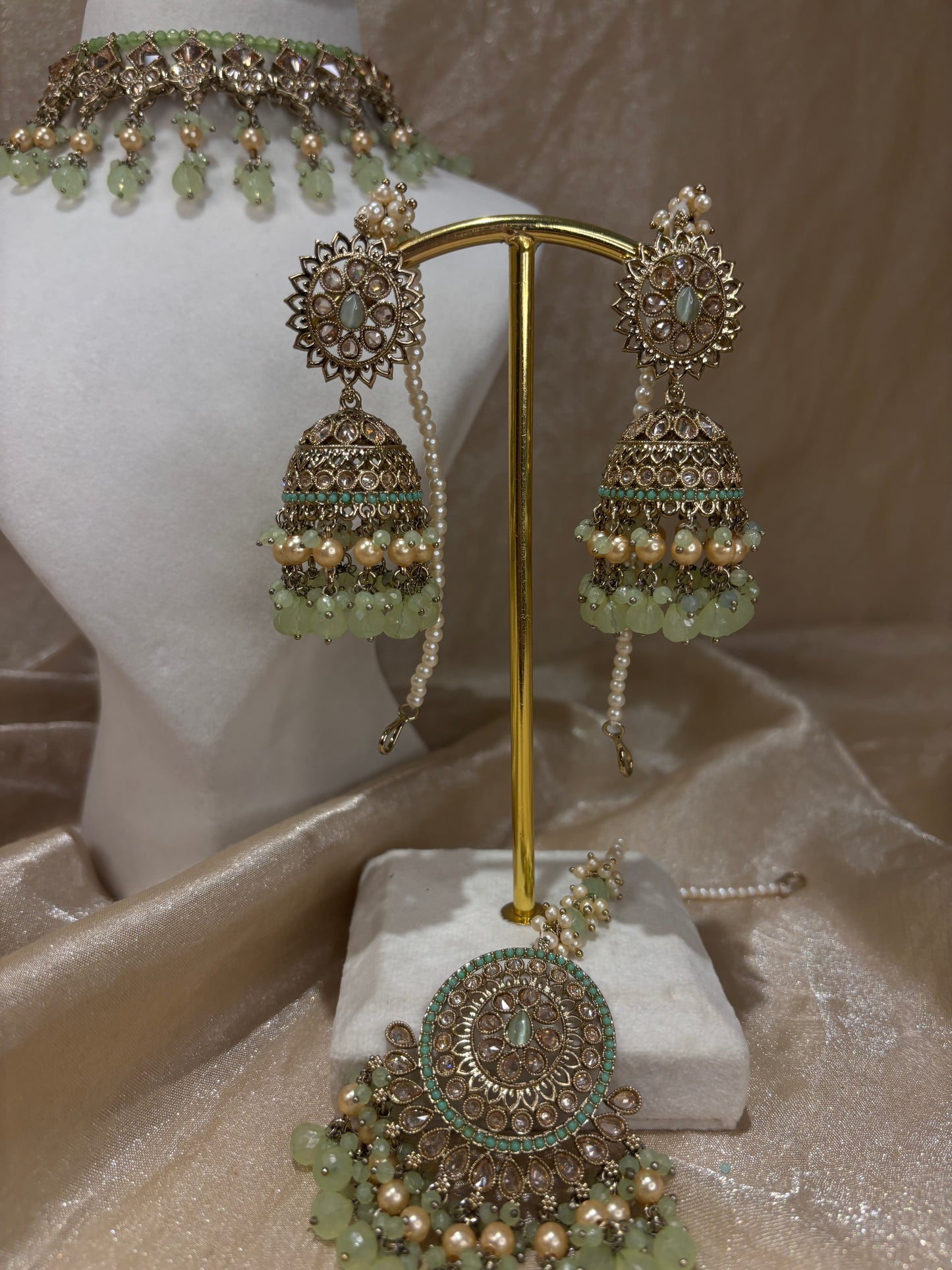 Mint green choker set