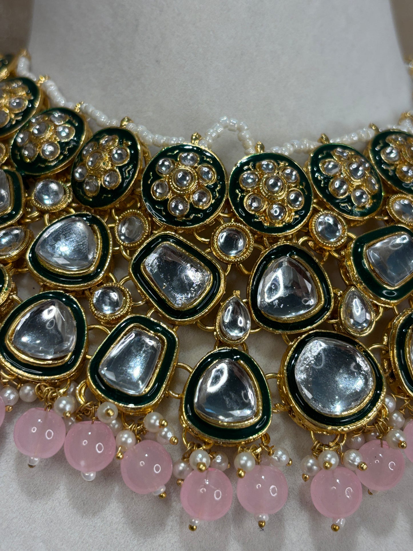 Baby pink uncut kundan statement necklace