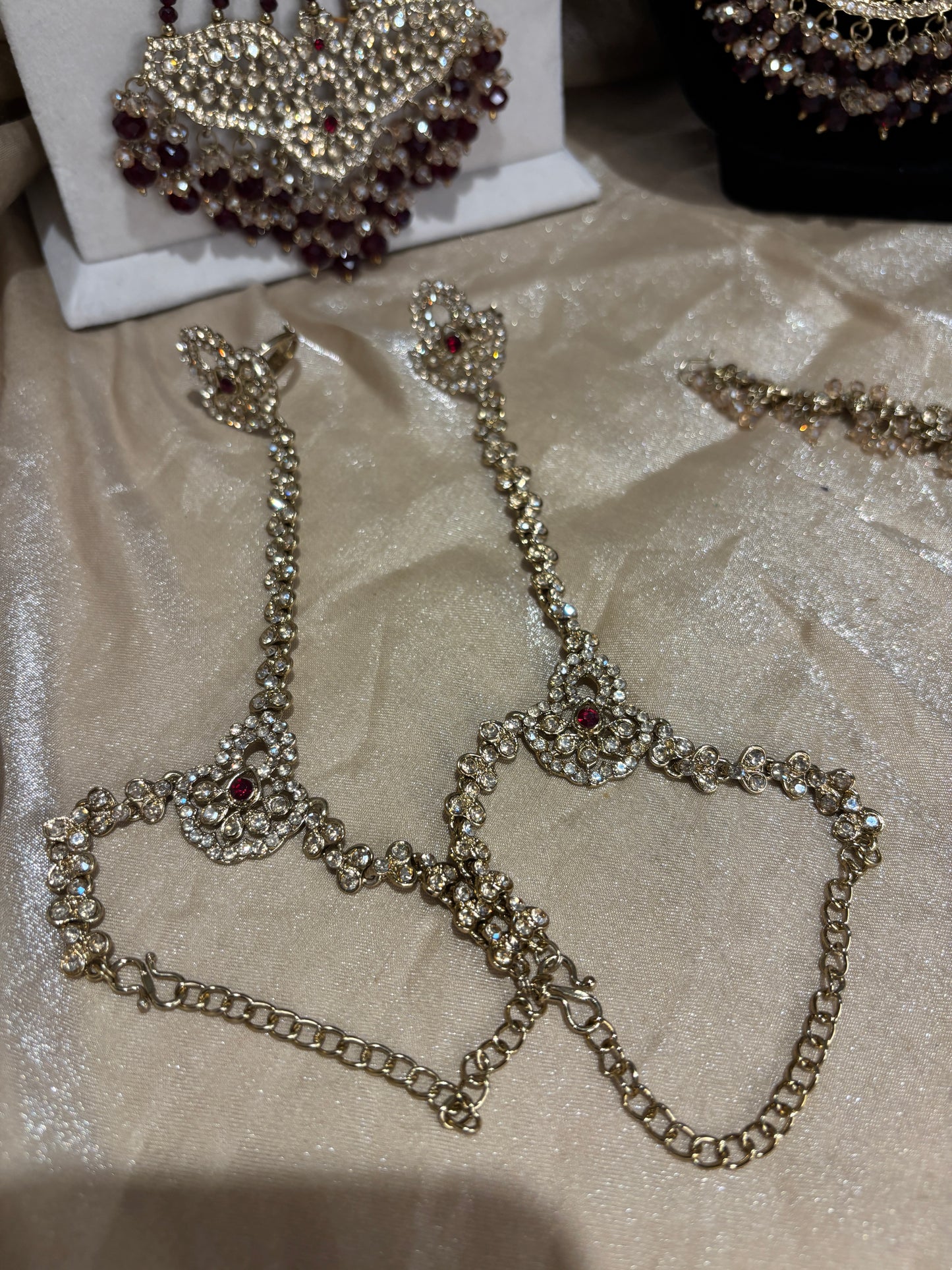 Heavy maroon set